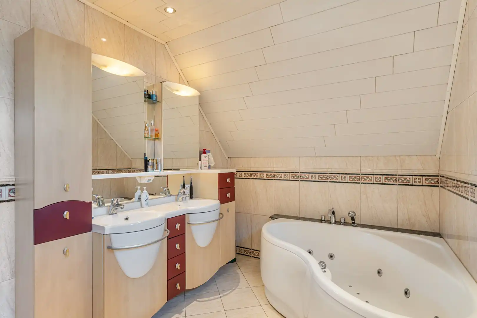 Karaktervolle, gerenoveerde villa met gunstig EPC C op een toplocatie in Erps-Kwerps foto 20