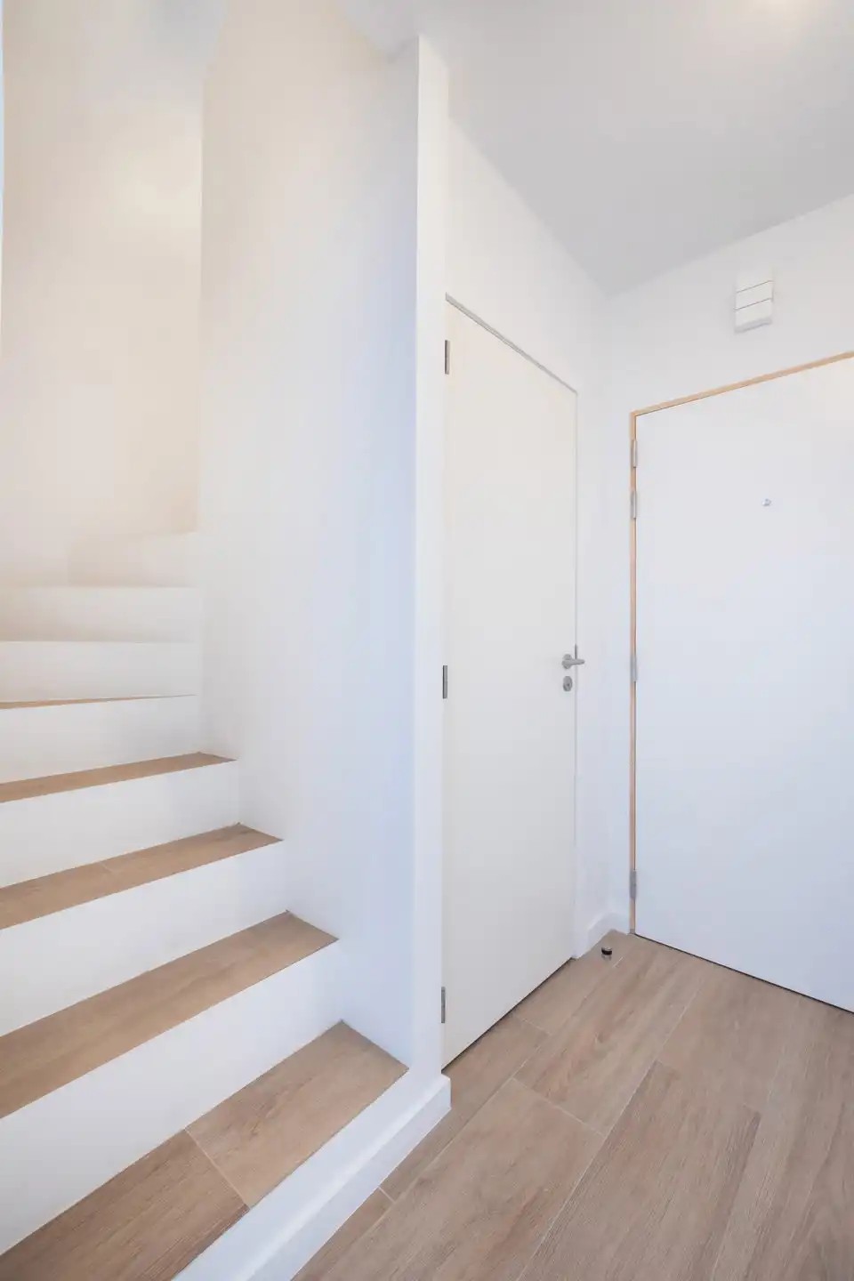 Prachtig nieuw duplex met 2 slaapkamers van ± 99m² foto 6
