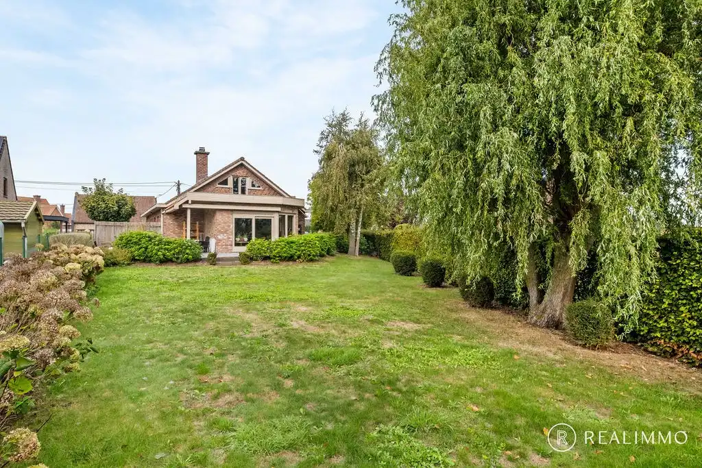 Ruime en instapklare woning met 4 slaapkamers foto 2