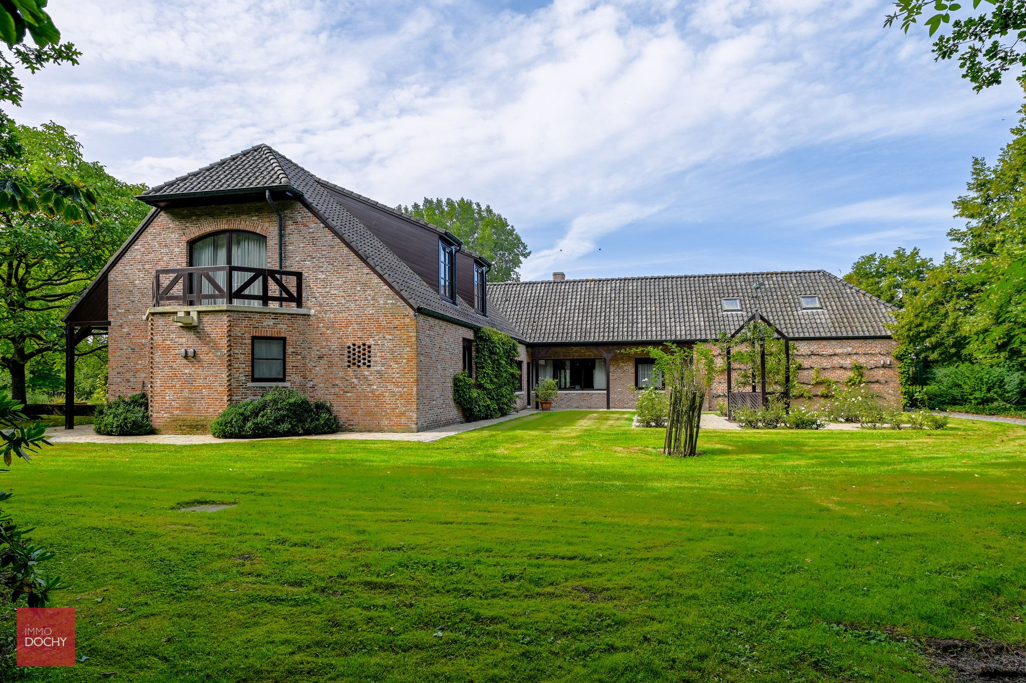 Ruim landhuis in prachtig domein van ca. 2ha foto 12