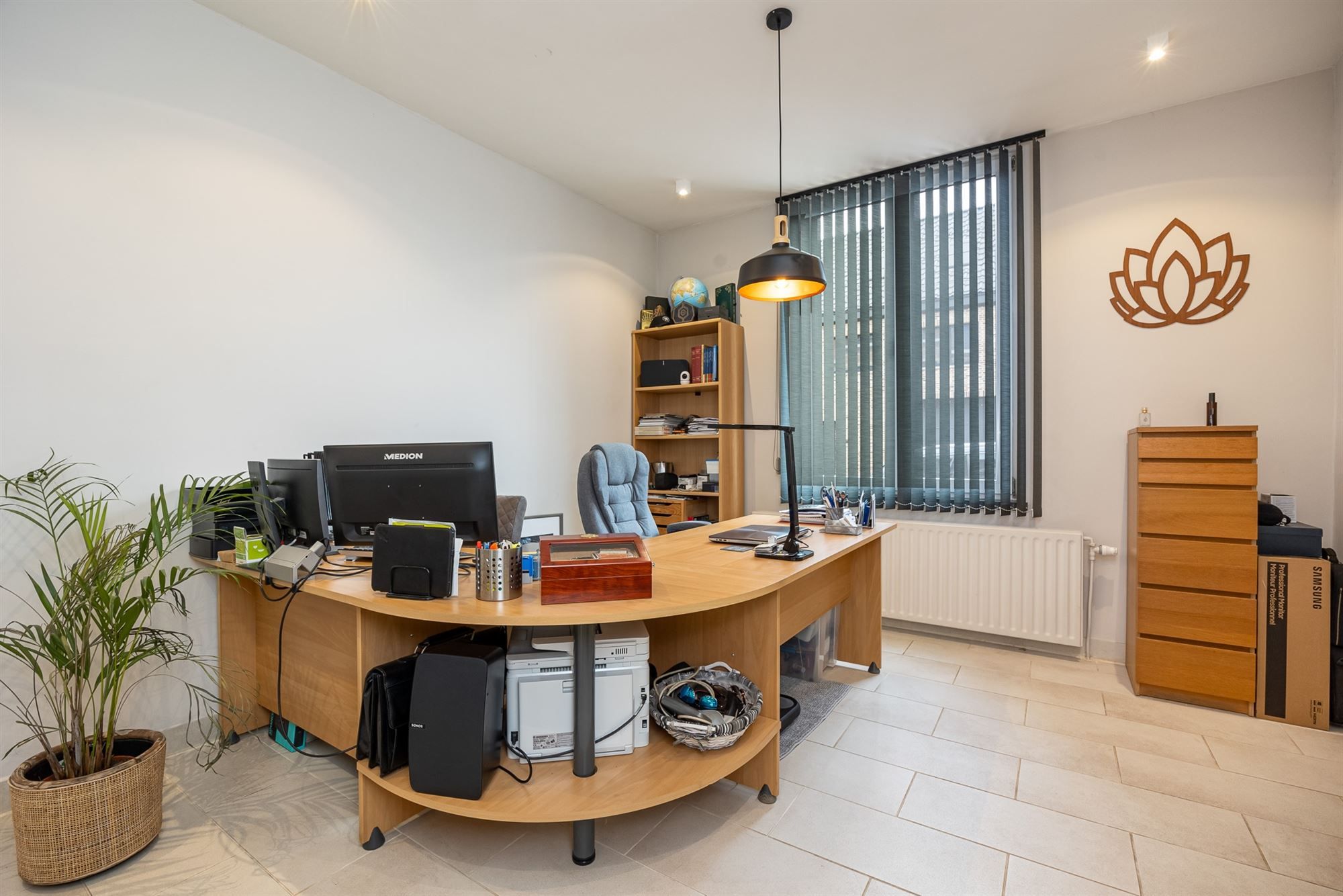 Instapklare, energiezuinige woning met ruime tuin en zwembad foto 26