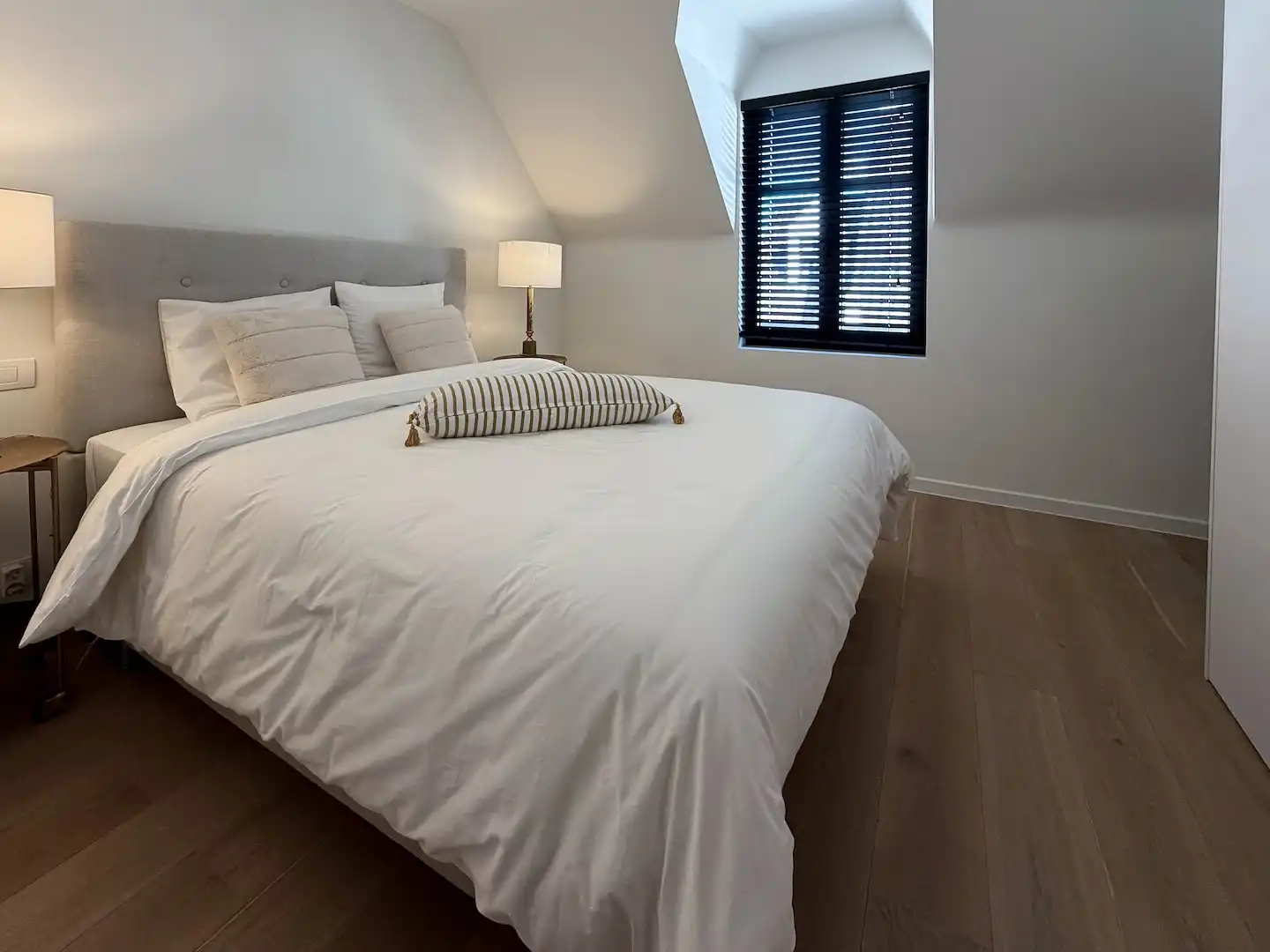High-end wonen in deze energiezuinige driegevelvilla met zuidwesttuin foto 21