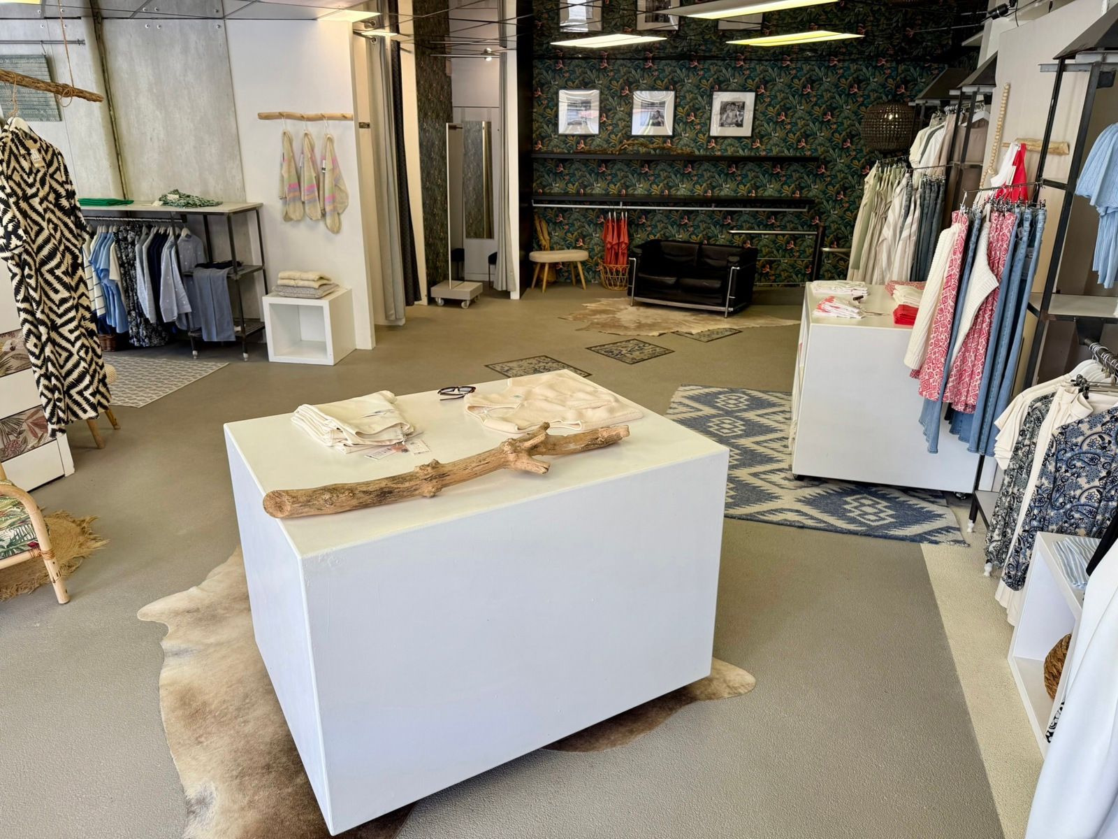 Hoekpand met Maximale Visibiliteit op Toplocatie in Deurne foto 7