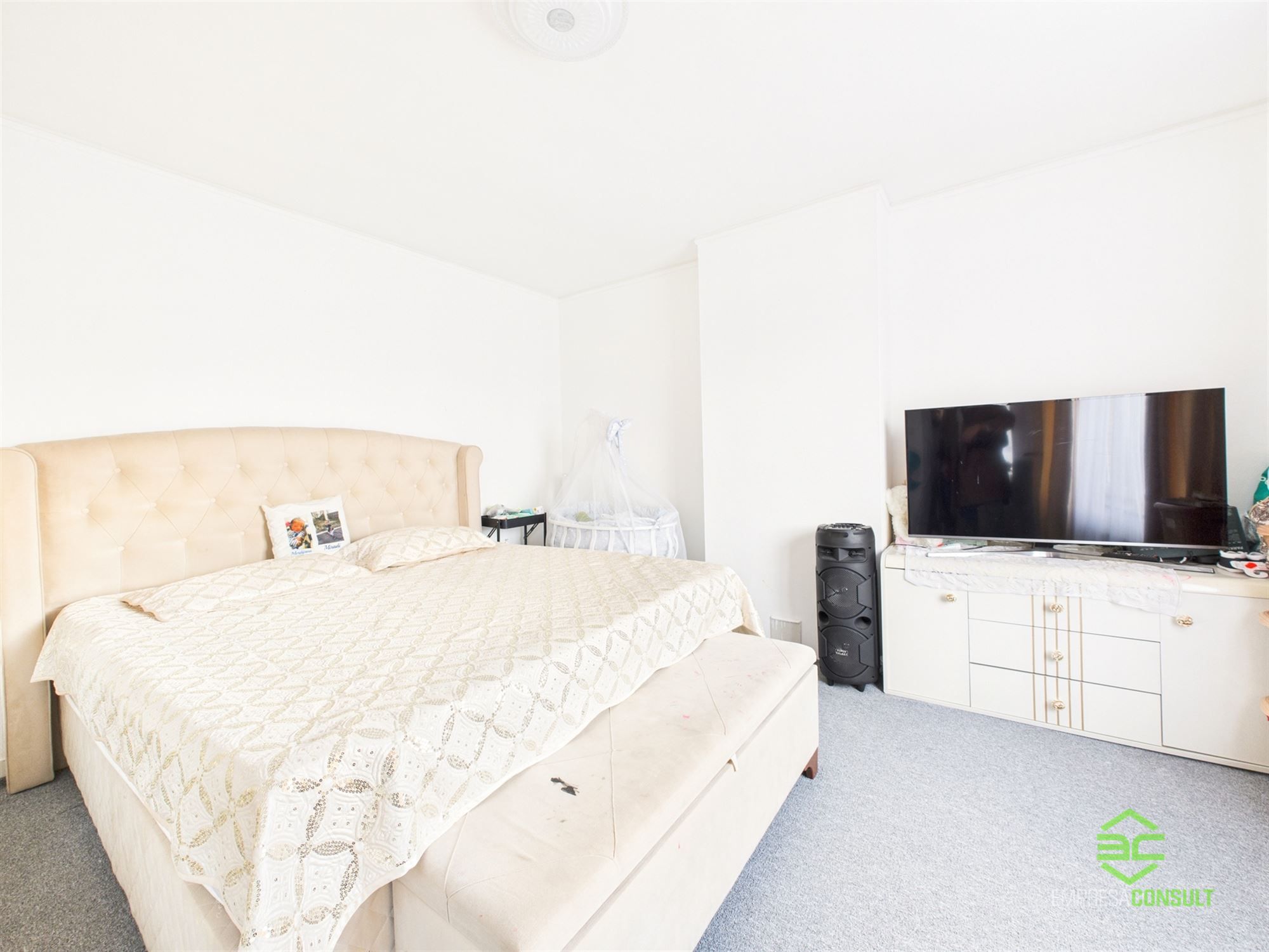 Ruime gezinswoning met 4 slpk in Ezemaal! foto 10