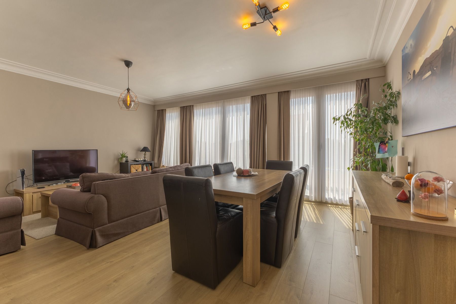 Instapklaar appartement met twee slaapkamers en staanplaats foto 6