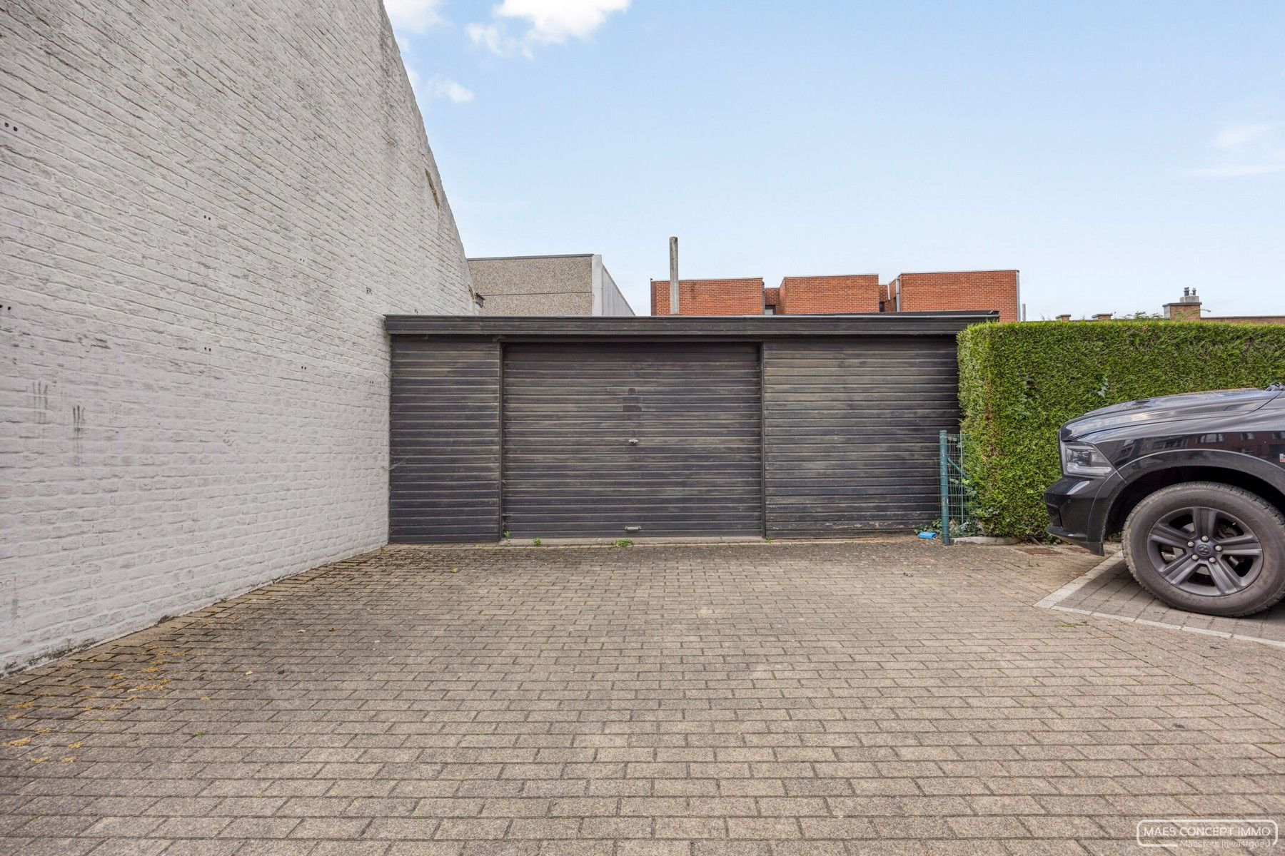 Handelsruimte met woning op topligging in Zulte foto 26