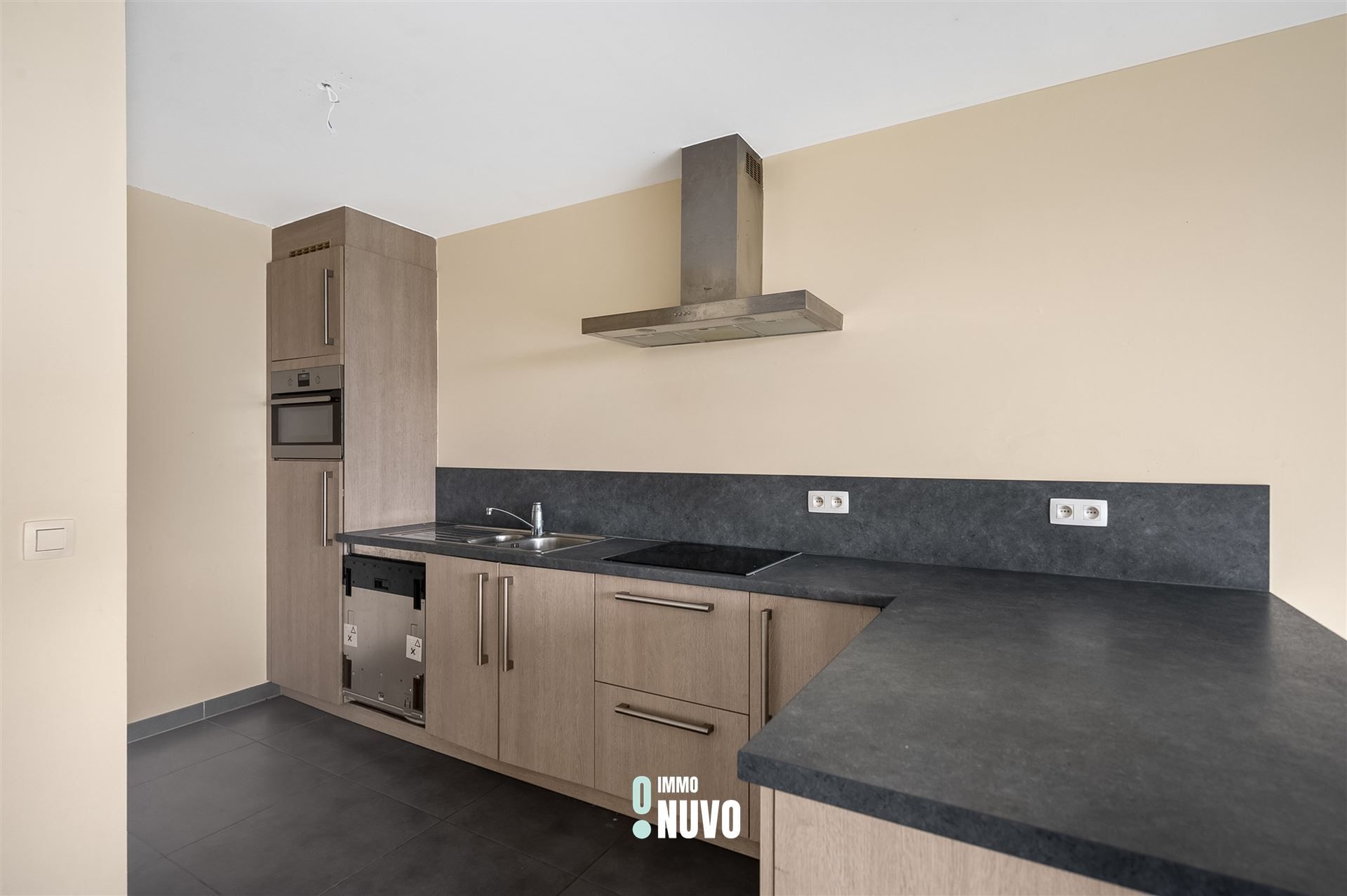 Duplexappartement met terras en parking, vlot bereikbaar foto 7