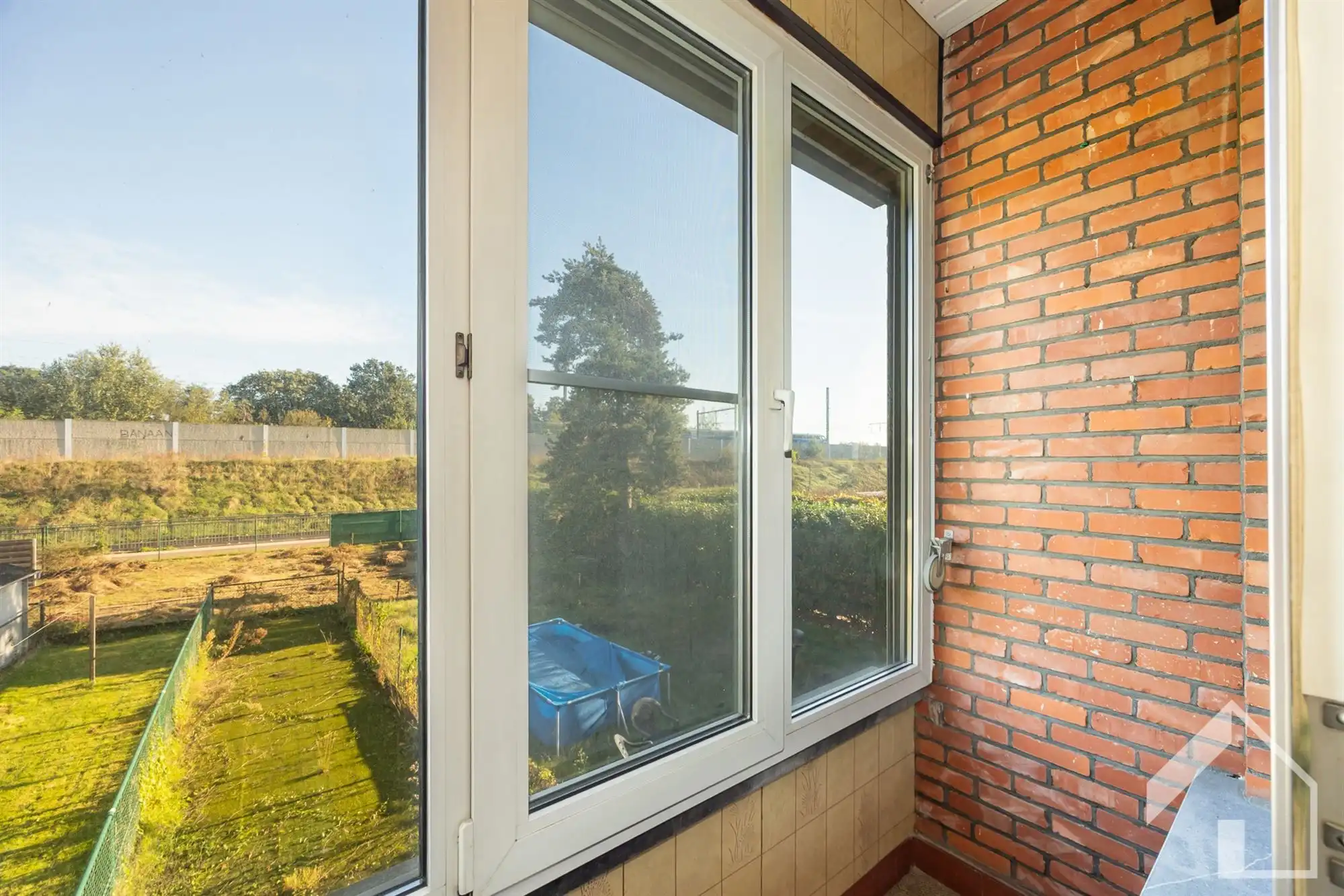 2-slaapkamerappartement met garage, tuin en extra kamer/atelier/berging/slaapkamer foto 15