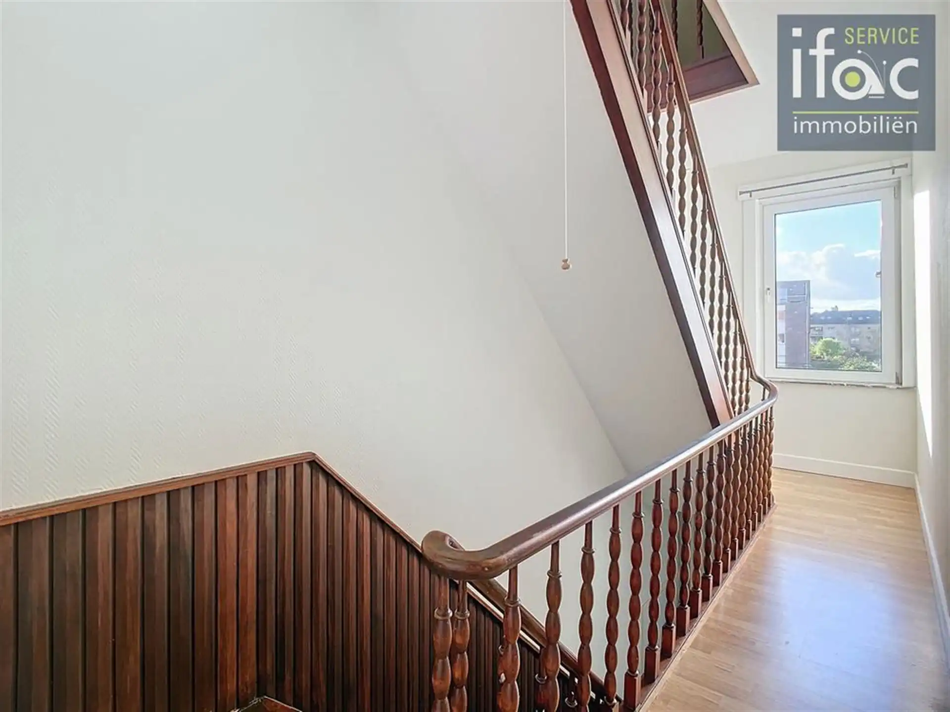 Opbrengstgebouw met handelsruimte en appartment foto 24