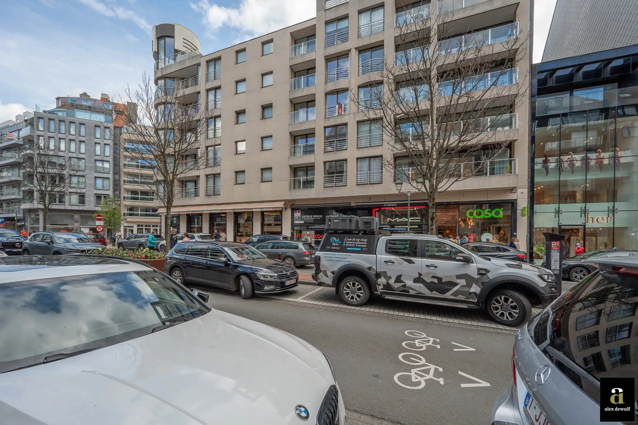 Prachtig gerenoveerd appartement met terras aan de Lippenslaan. foto 14