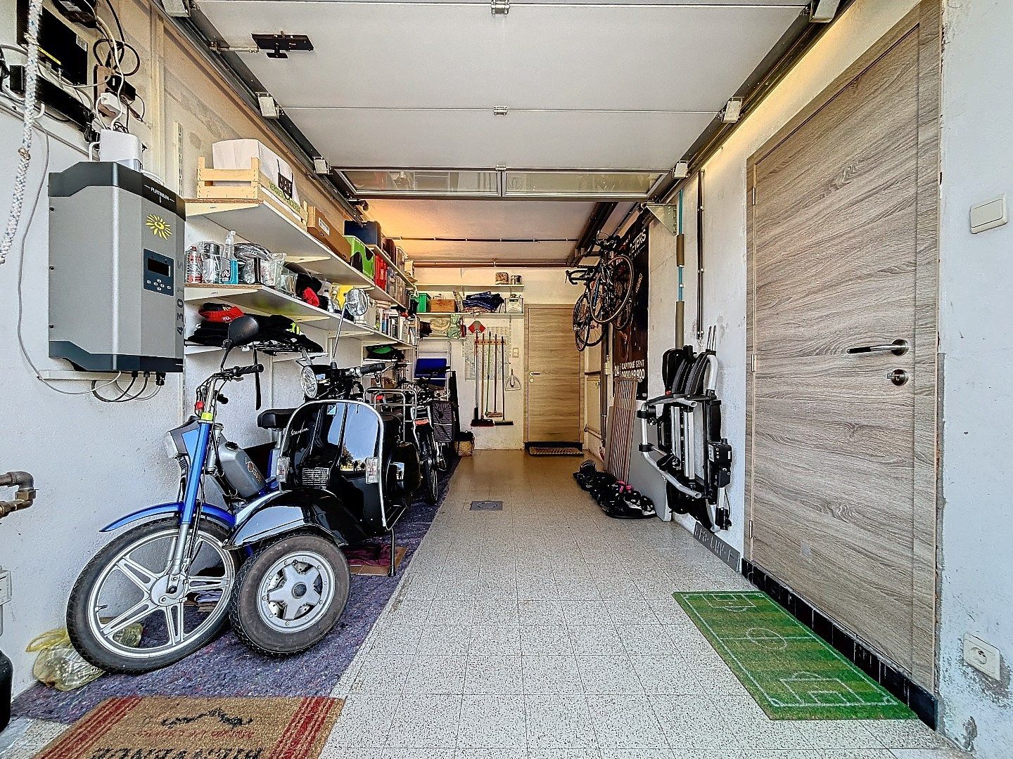 Instapklare rijwoning met 4 slaapkamers en een zonnige tuin. foto 20