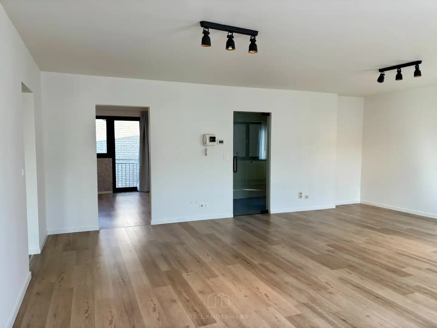 Vernieuwd 2-slaapkamerappartement in Bornem-centrum foto 5