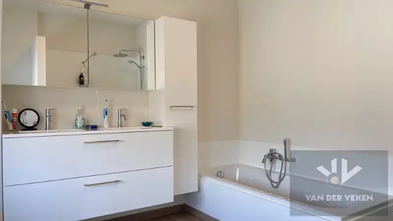 WONING MET 3 SLPK OP TOPLOCATIE foto 14