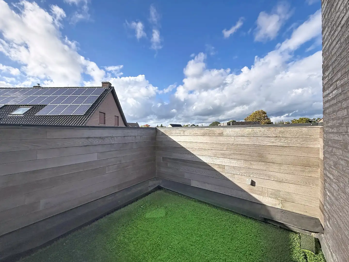 Lichtrijke woning met zwembad op rustige locatie! foto 20