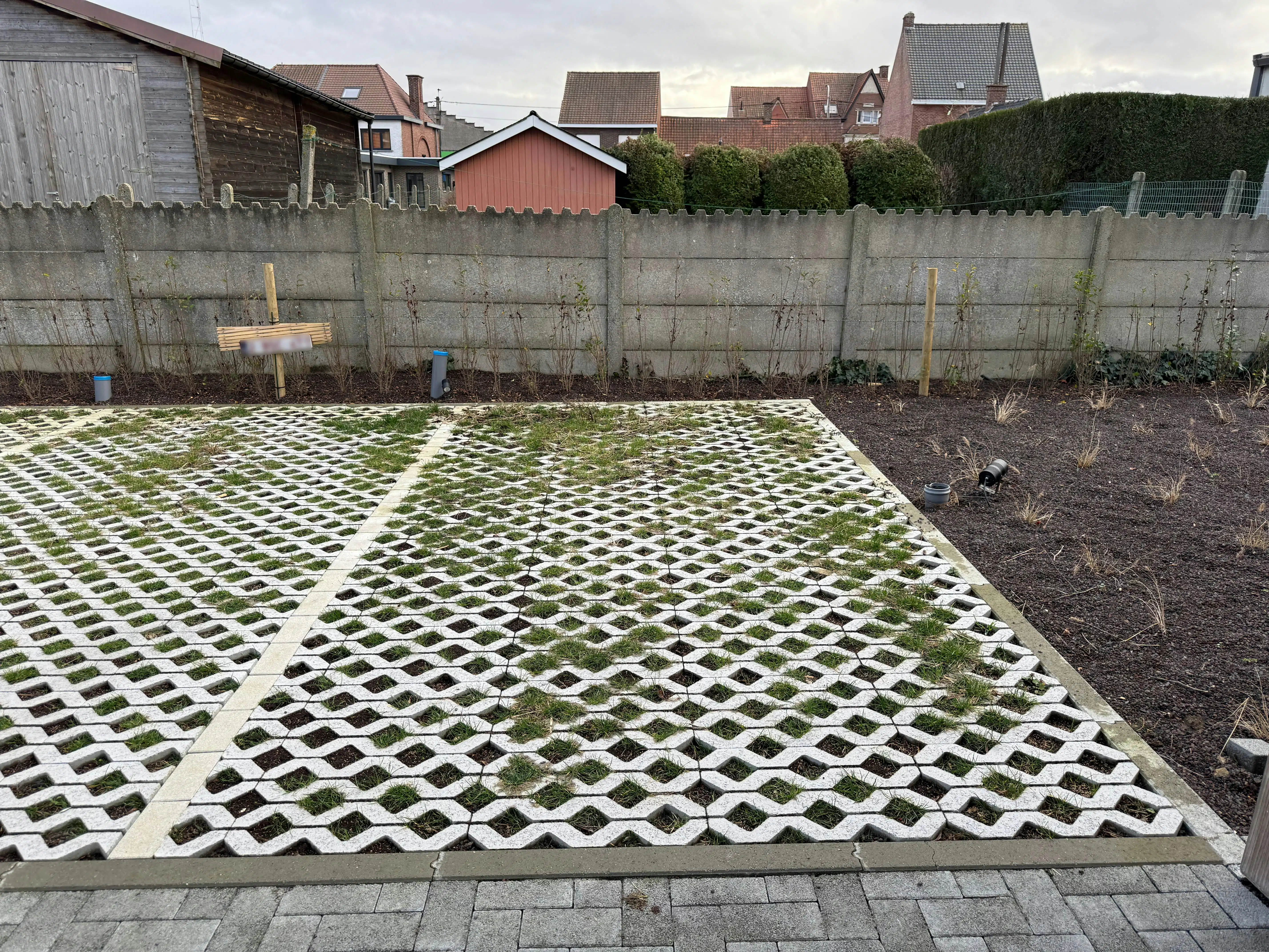 Bovengrondse staanplaats te koop nabij centrum Desselgem foto 3