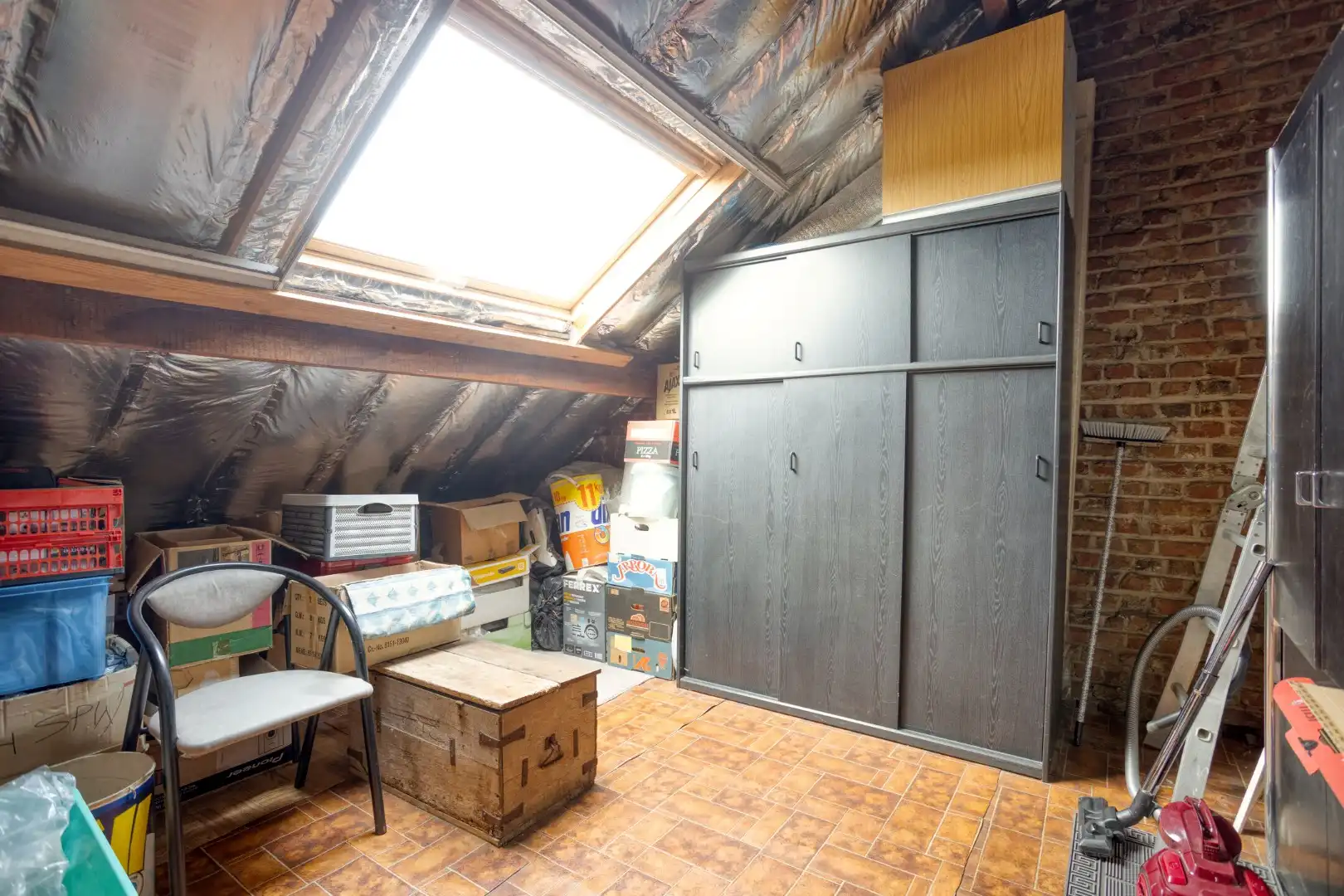 Instapklare woning met grote garage en tuin - aan centrum Tongeren foto 22