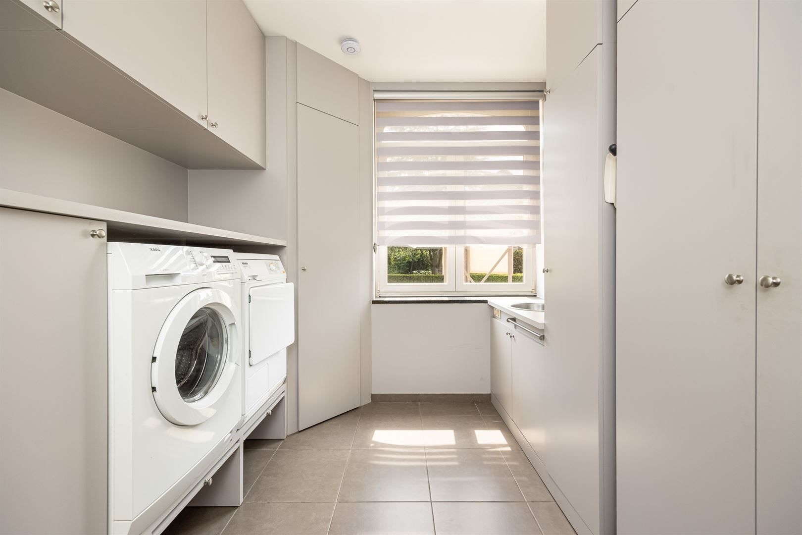 Een bijzondere woning op een bijzonder rustige locatie. foto 15