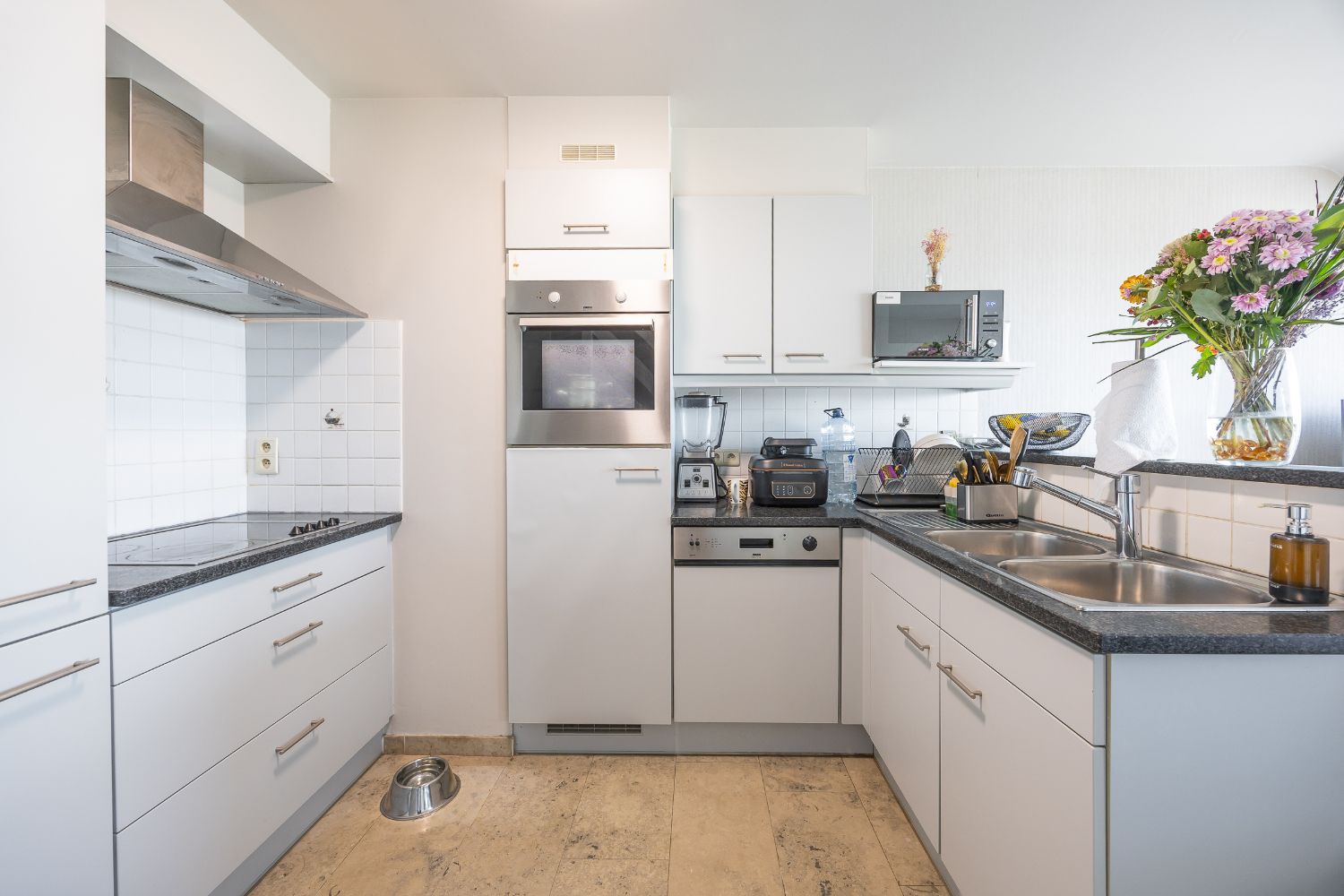 Zonnig duplexappartement op boogscheut van centrum met zuidgericht terras foto 5