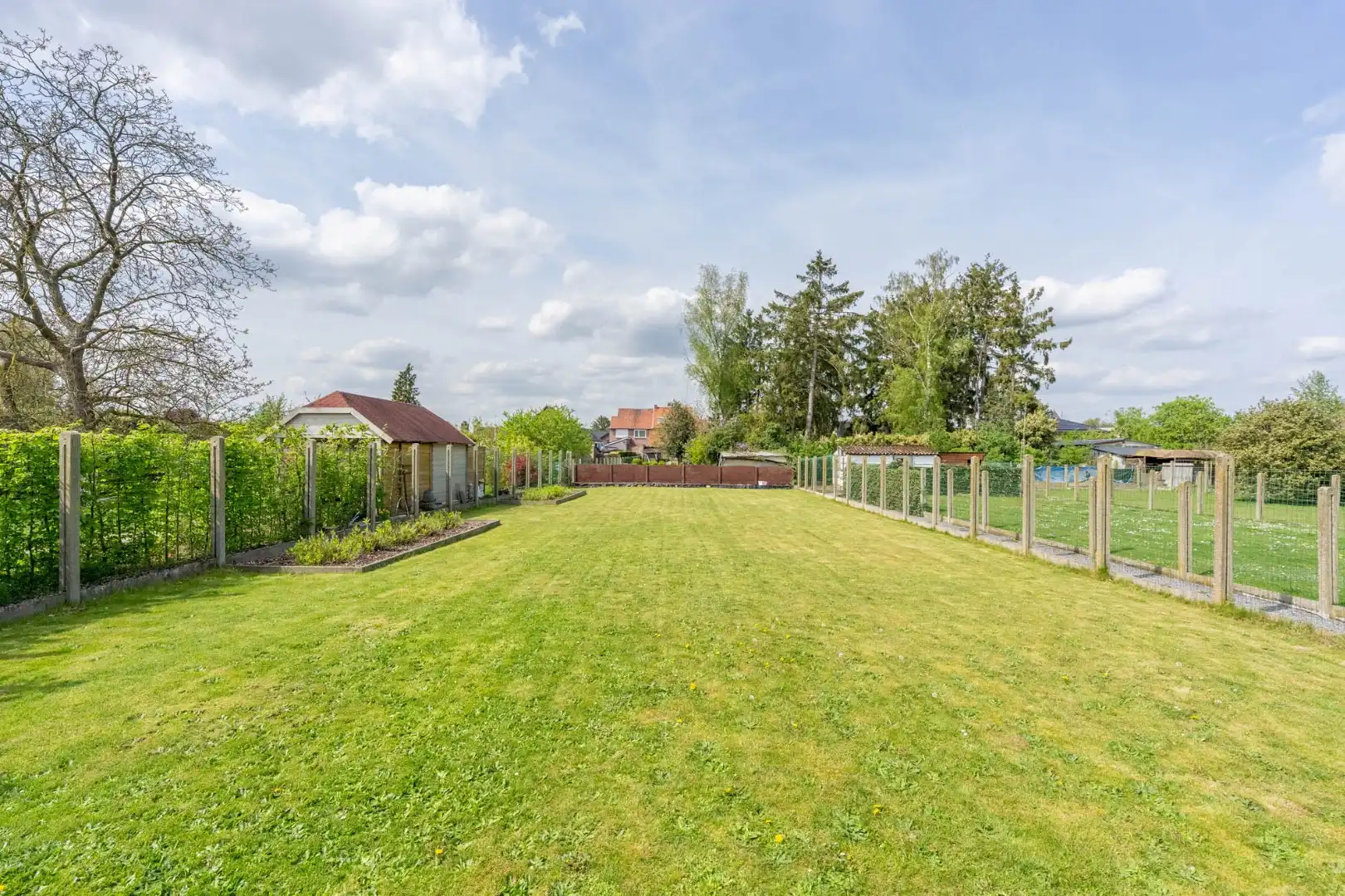 Charmante, te renoveren woning op een perceel van 9a14ca met ruime garage in achtertuin!  foto 26