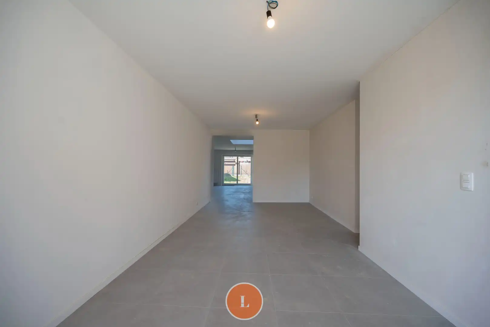 Recent gerenoveerde woning met 3 slaapkamers en tuin foto 4