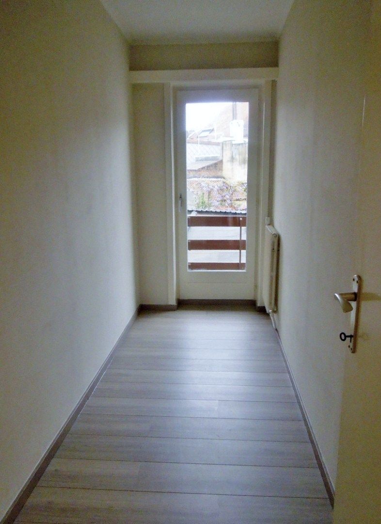 Niet gemeubeld appartement met twee slaapkamers foto 10