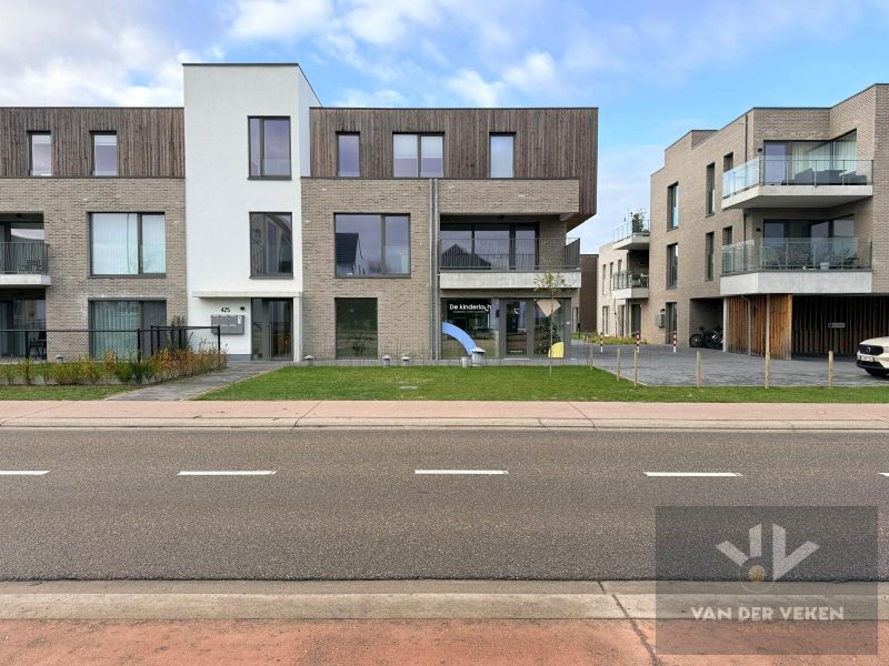 PRACHTIG 2 SLAAPKAMER APPARTEMENT foto {{pictureIndex}}