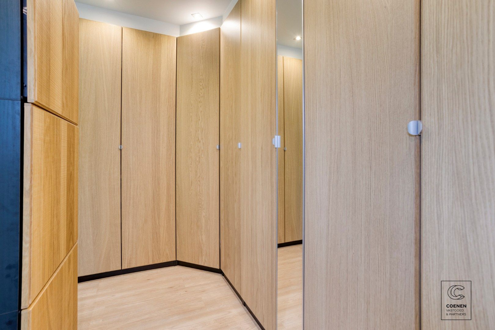 Prachtige woning (2013) van 256 m² met 4 slaapkamers in een doodlopende straat te Grobbendonk! foto 25