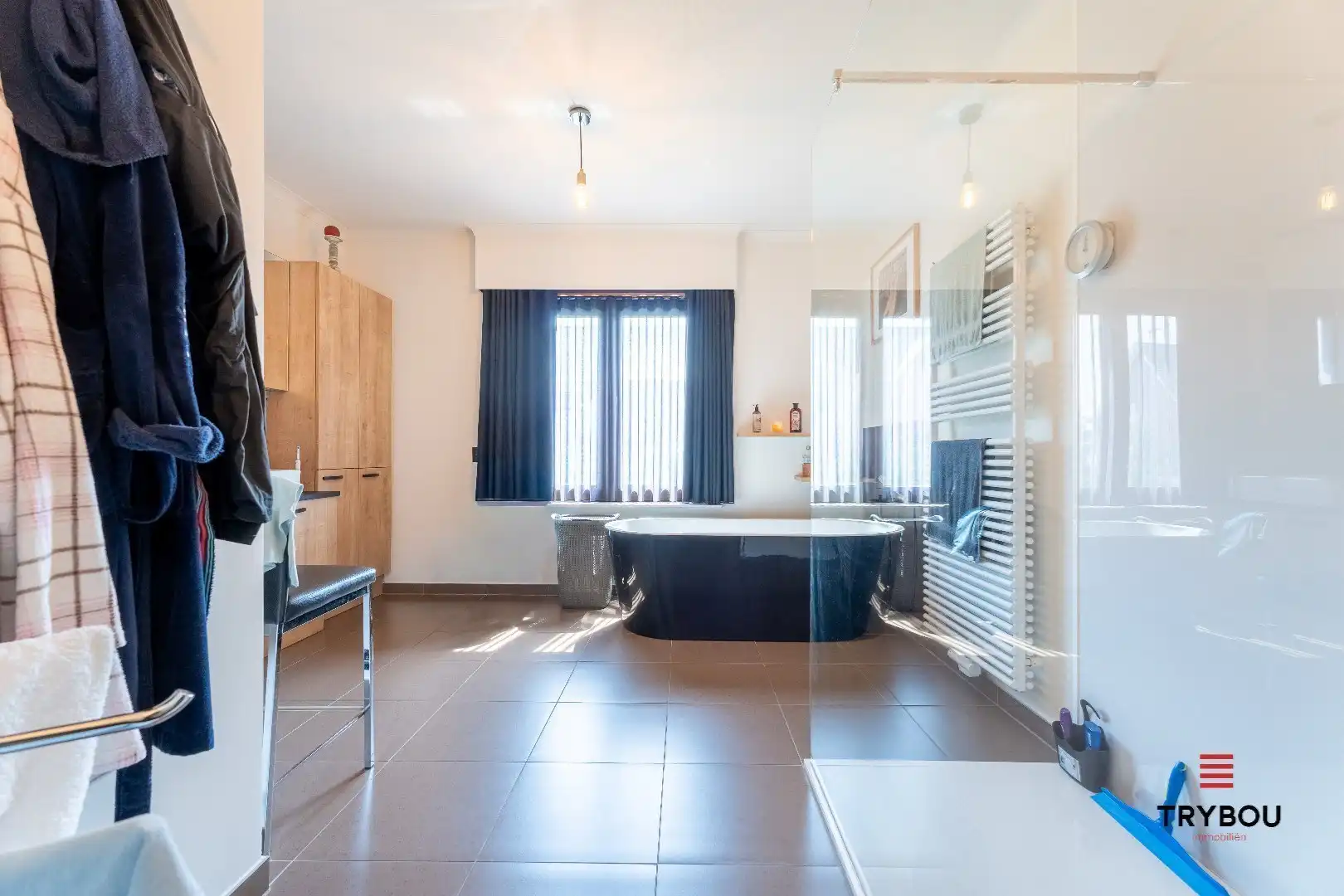 Gerenoveerde landelijke woning op een perceel van 1396m² met prachtige verzichten! foto 12