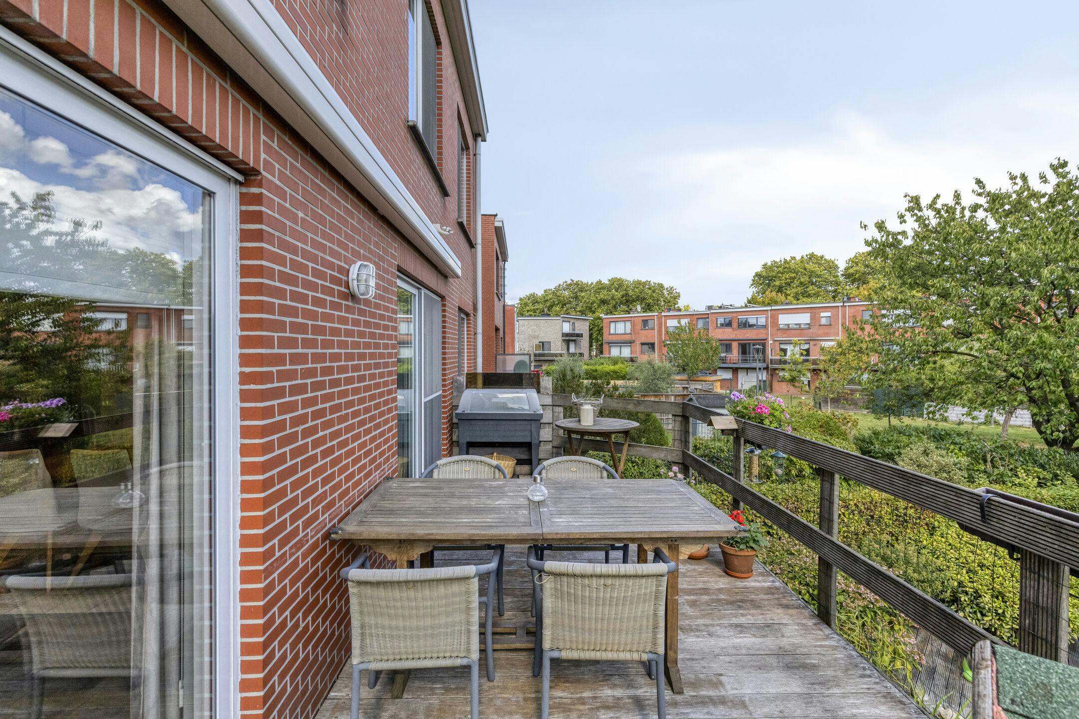 Uitzonderlijk huis met 6 slaapkamers te koop in Merksem foto 26