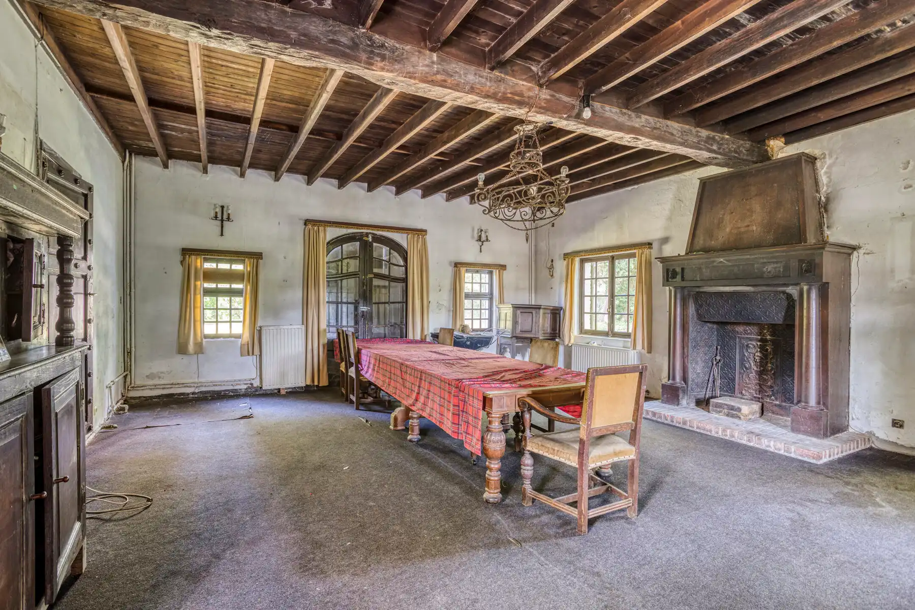 Unieke villa met binnenzwembad. foto 6