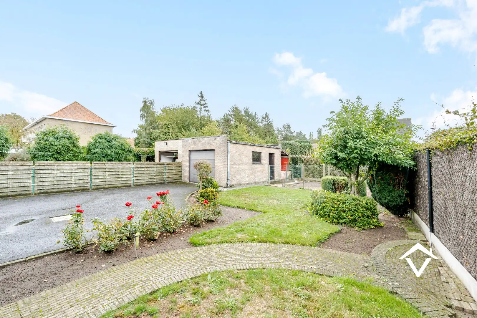 Alleenstaande woning met zuidgerichte tuin, garage en 4 slaapkamers te Ichtegem foto 25