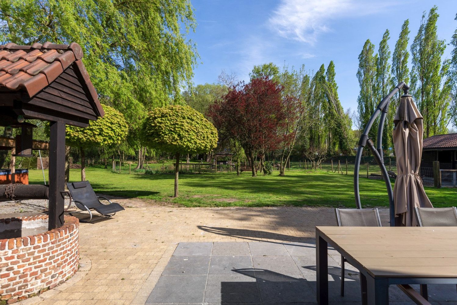CHARMANTE HOEVE OP PERCEEL VAN 5.808 m²! foto 3