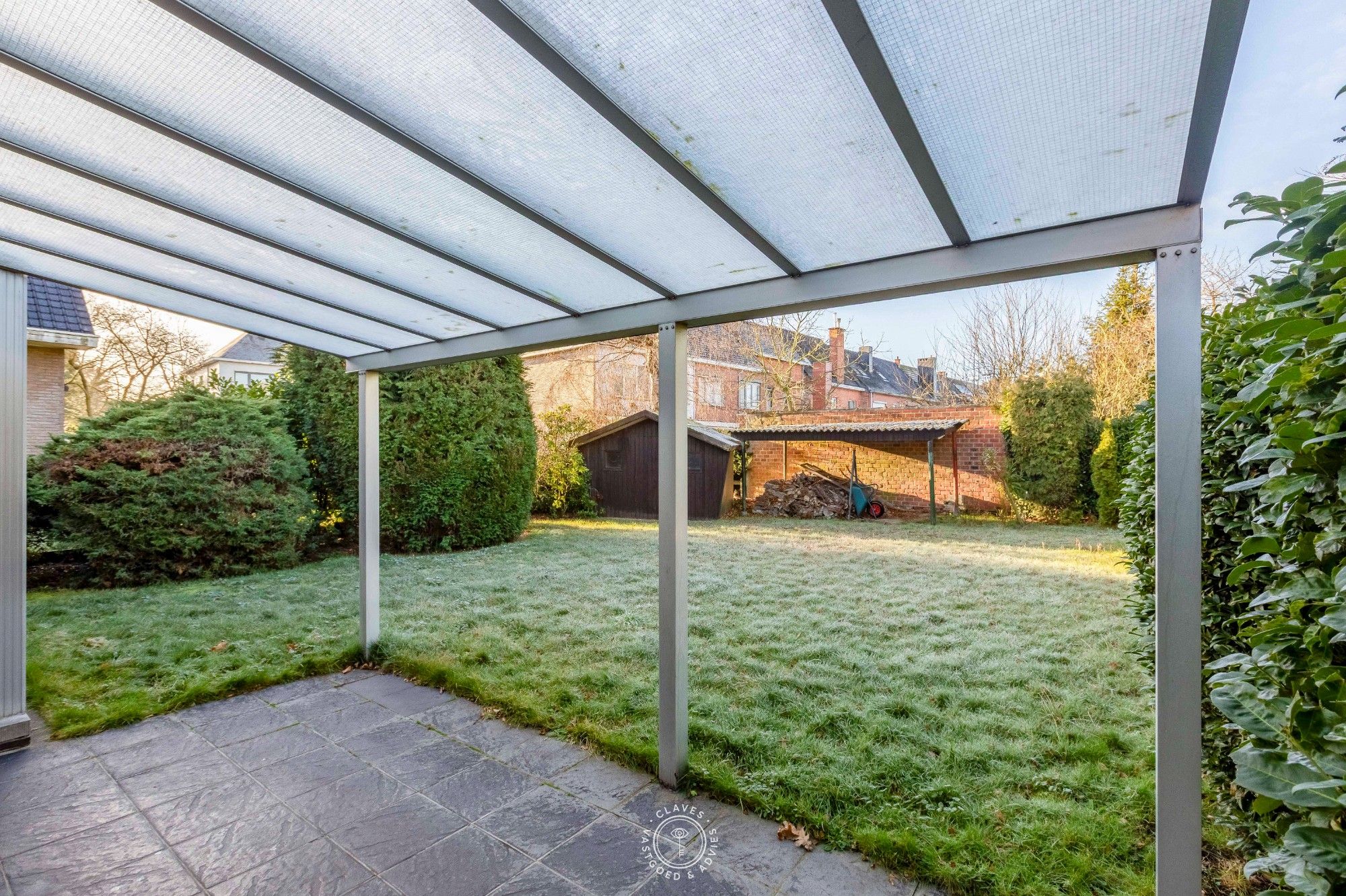 Woning met renovatiepotentieel op gunstige locatie foto 15