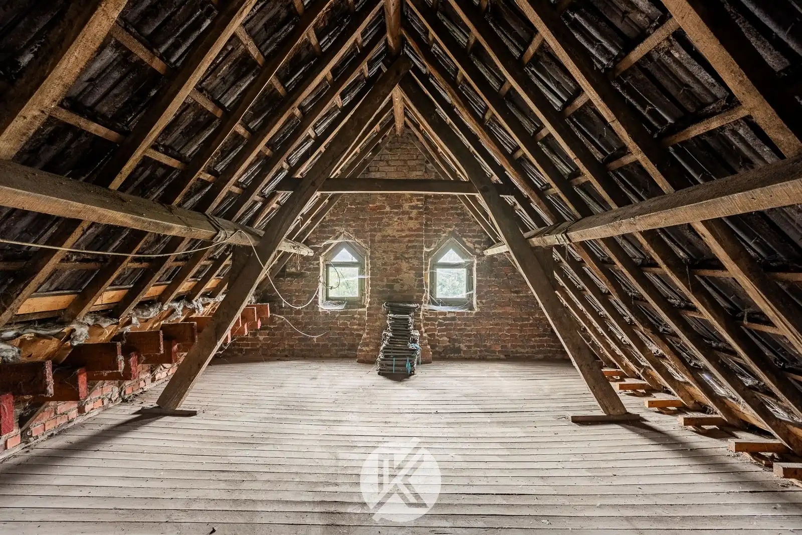 Uniek renovatieproject met ruimte en karakter foto 16