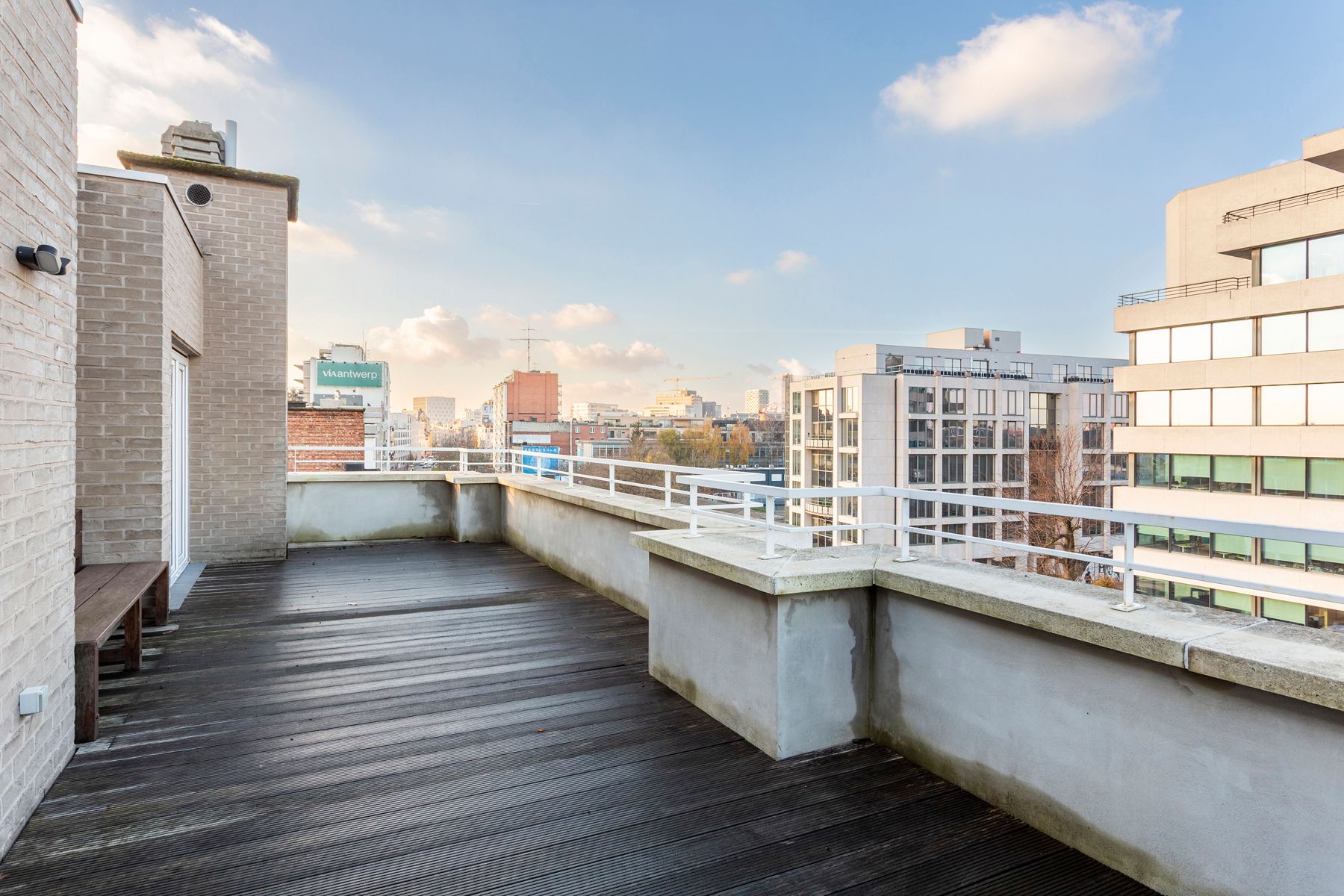 Modern 2 slpk dakappartement met 2 riante terrassen  foto 3