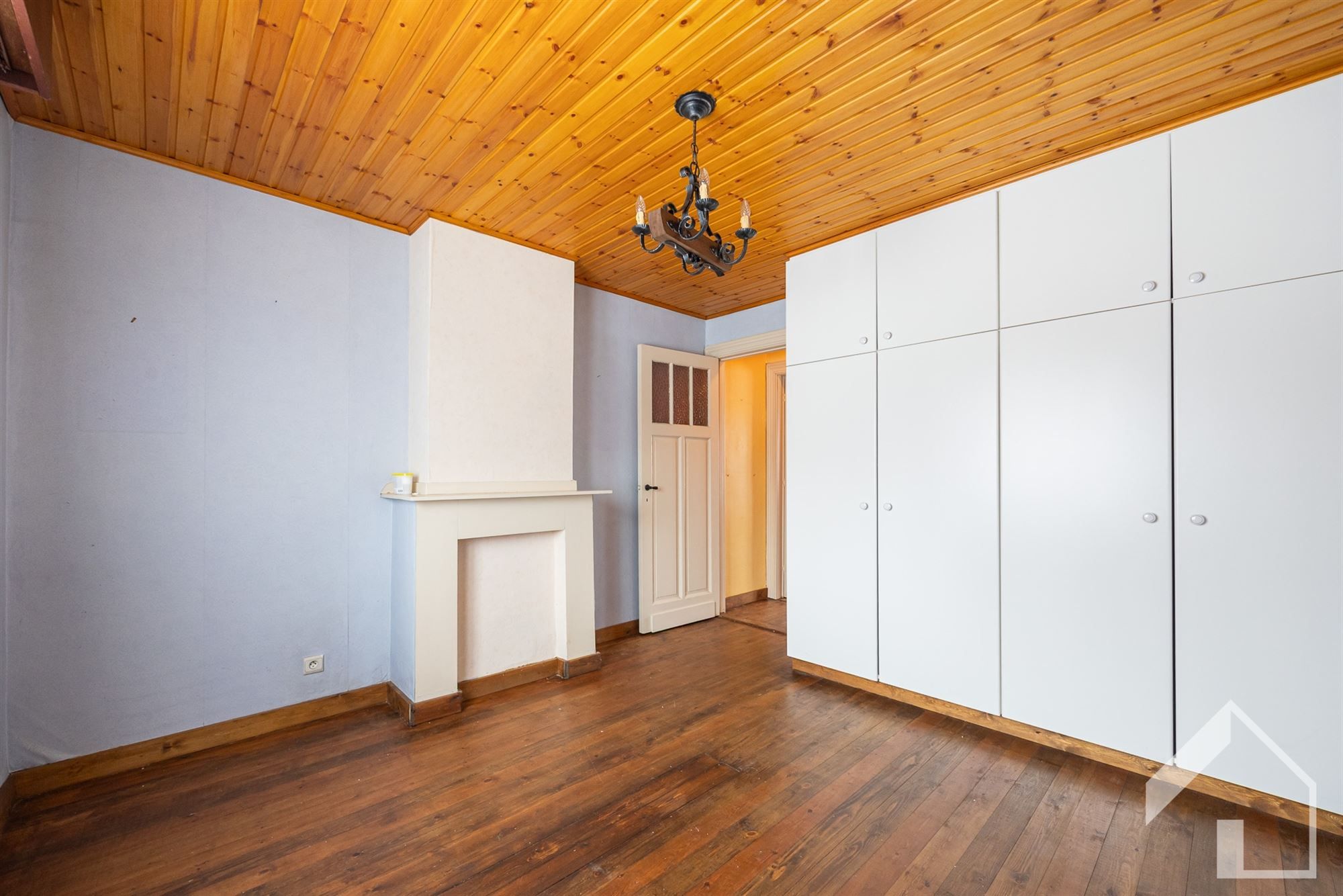 Te renoveren woning op top locatie! foto 15