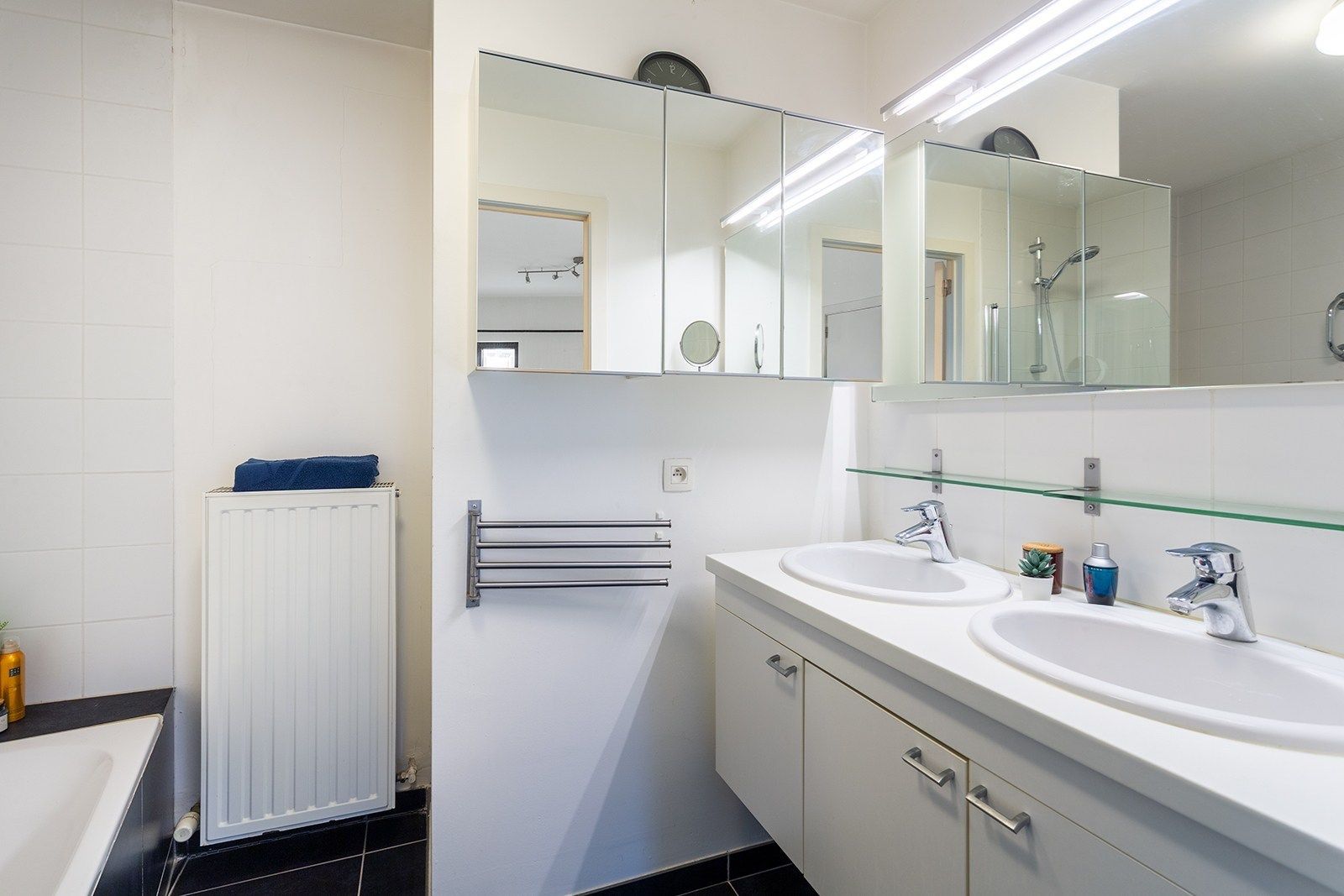 Gemeubeld luxe appartement op top locatie foto 17