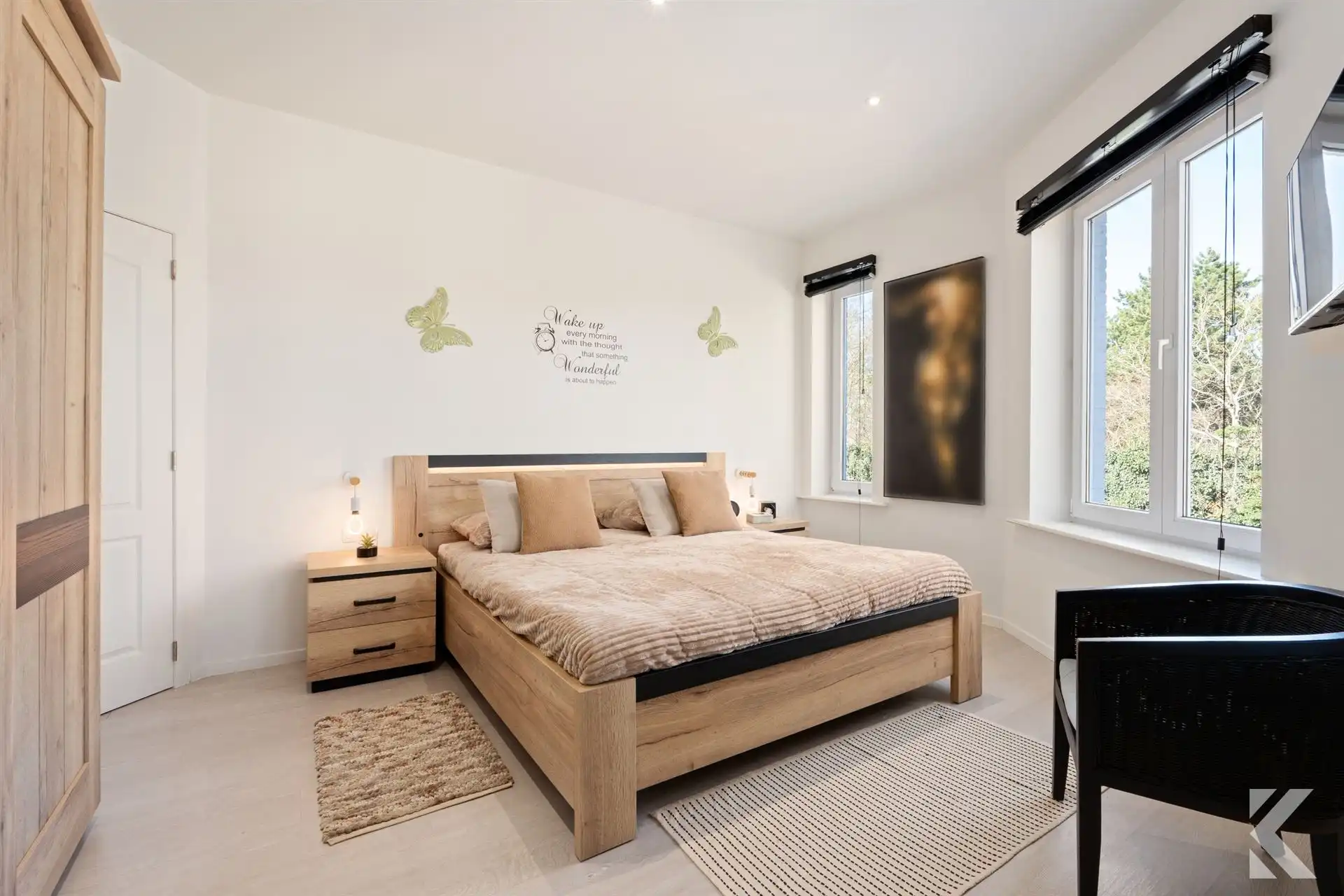 Gigantische, prachtig gerenoveerde woning met garage foto 12