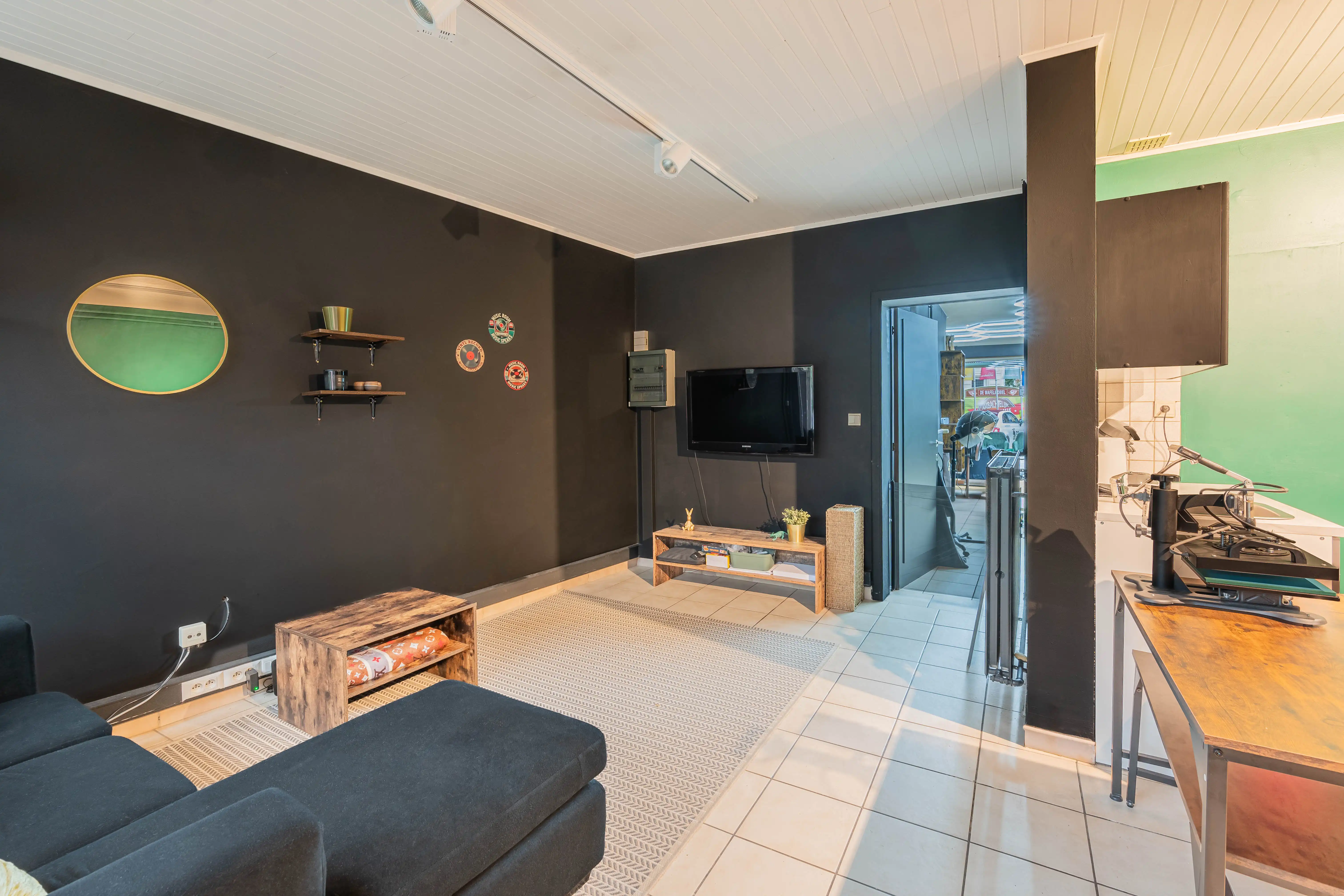 Veelzijdig handelspand van 77 m² te koop in Willebroek foto 8