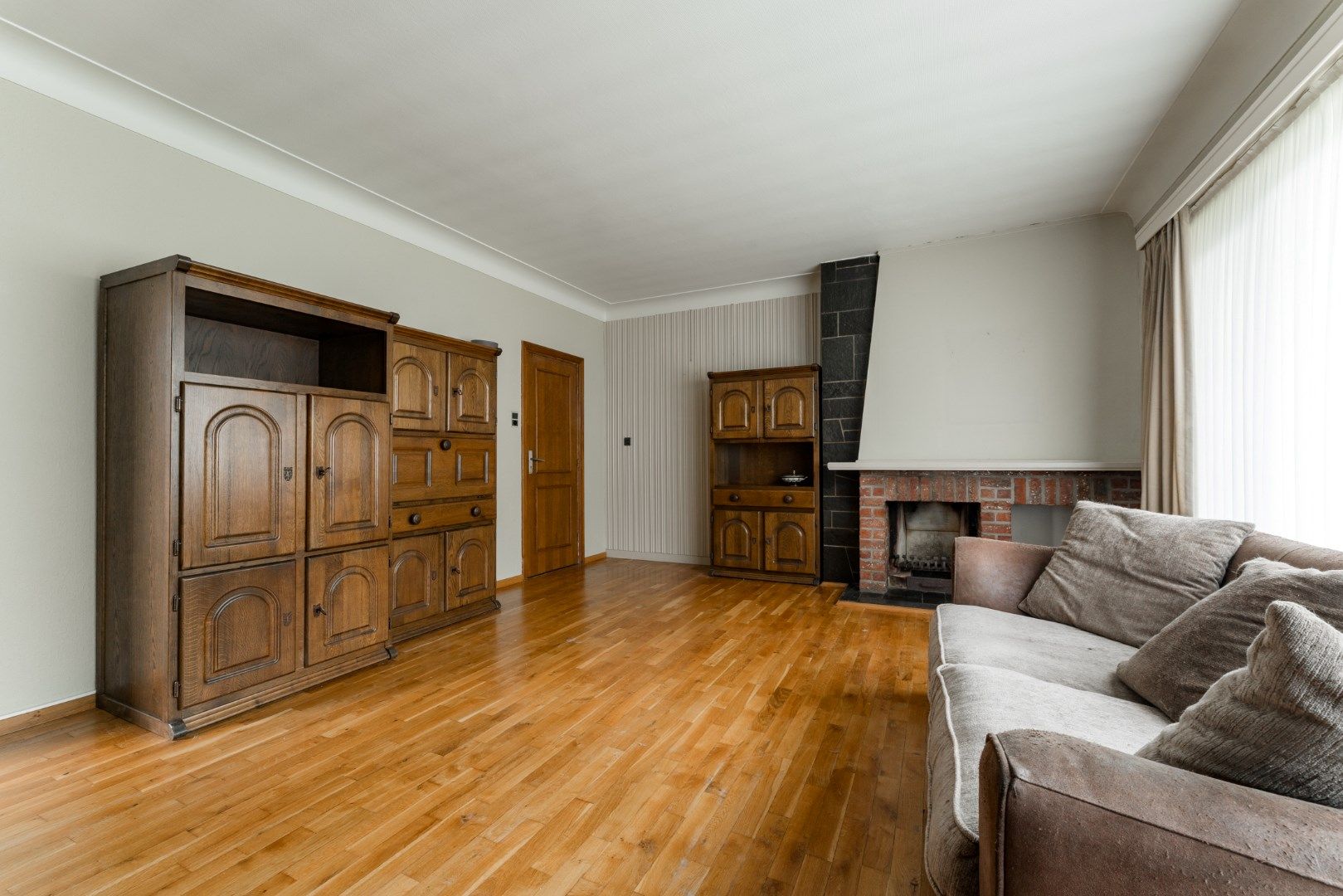 Deze woning met een ideale ligging in Neerpelt staat te koop!  foto 5