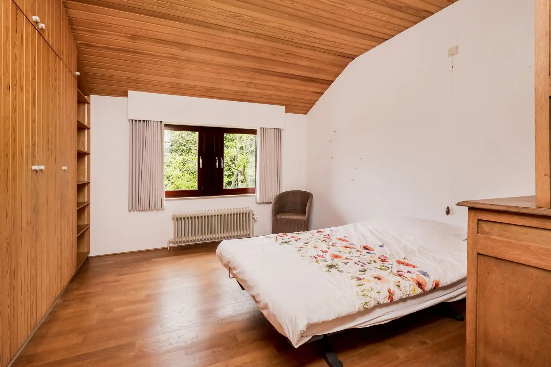 Villa met privébos op een perceel van 4.350 m²  foto 18