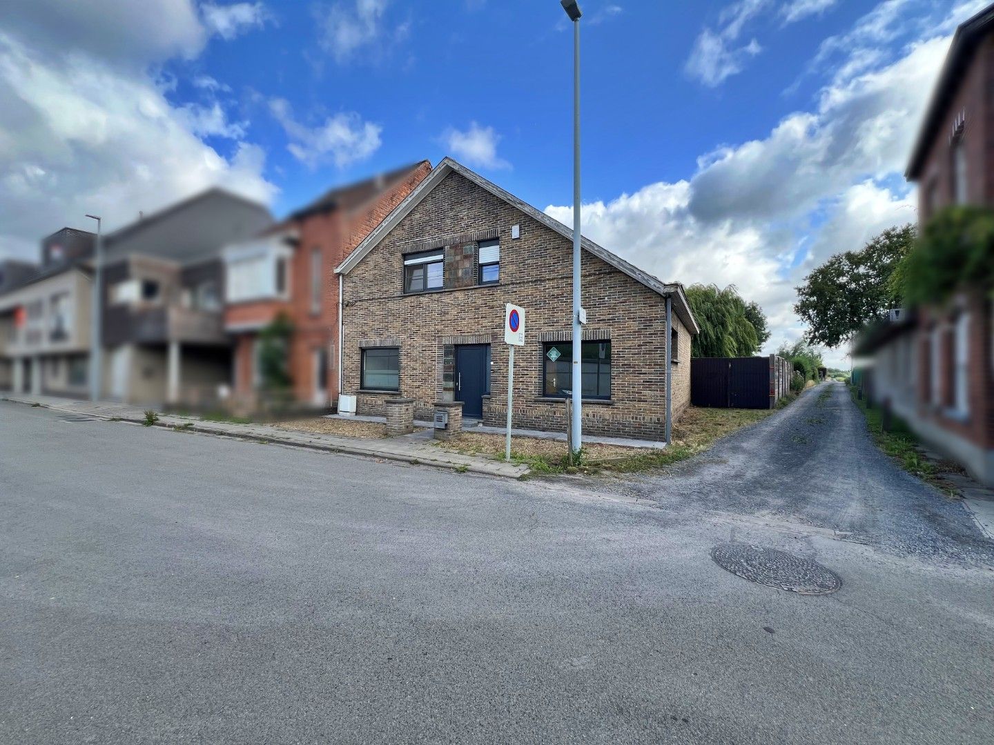 ()=>{if(producerUpdateValueVersion(node),producerAccessed(node),node.value===ERRORED)throw node.error;return node.value} Stationsstraat 96 - 9850 Deinze