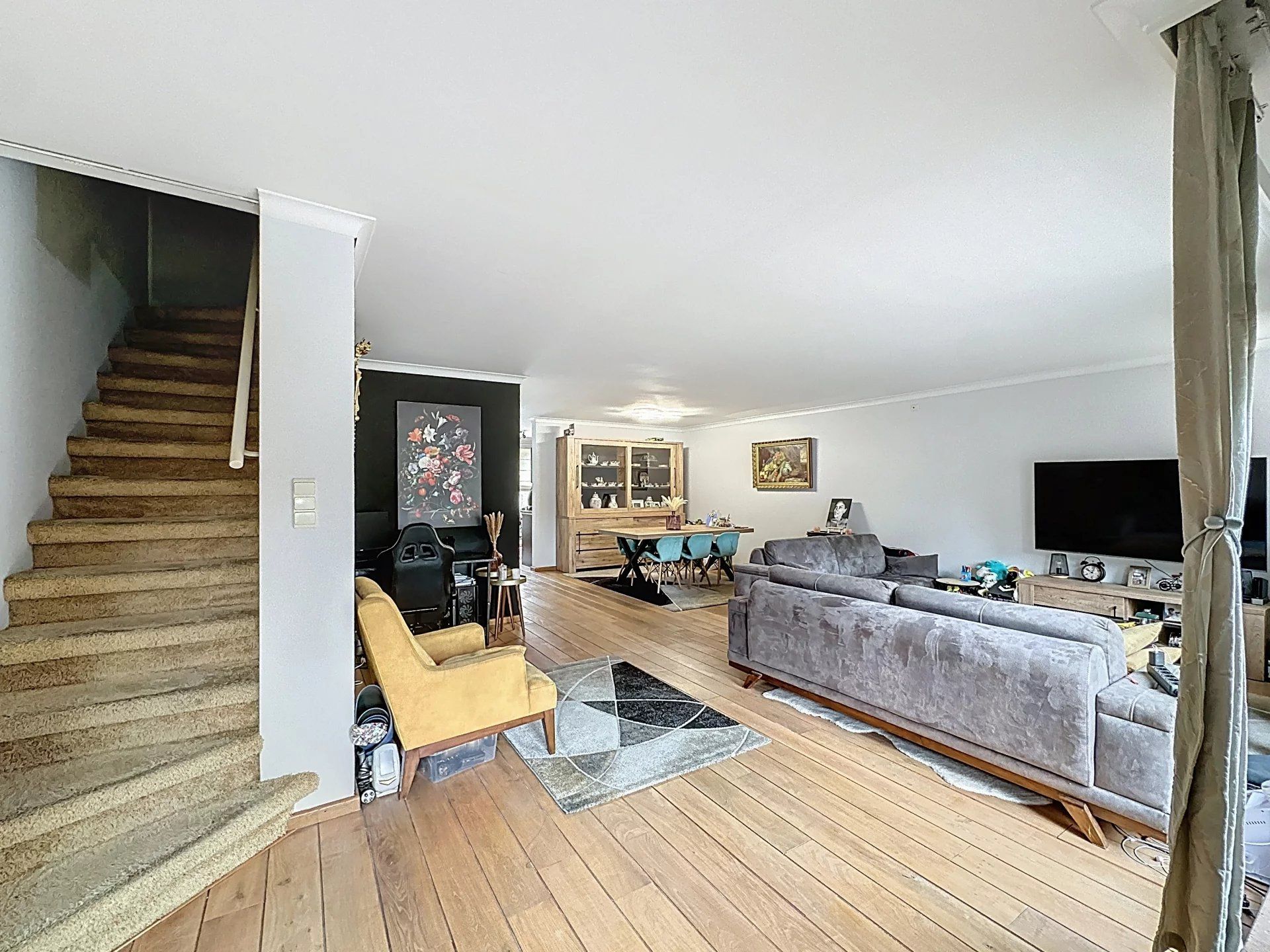 Luxueus duplex appartement met privé-lift, 3 slaapkamers, terras, ondergrondse parkeerplaats en ruime kelderberging. foto 5