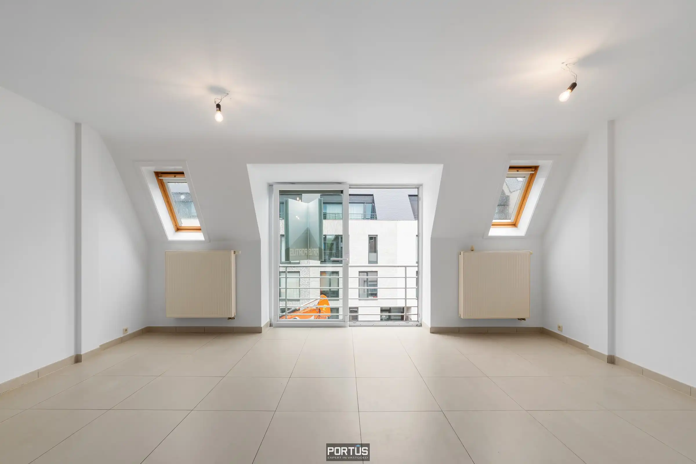 Appartement met twee slaapkamers te koop centrum Lombardsiijde  foto 6