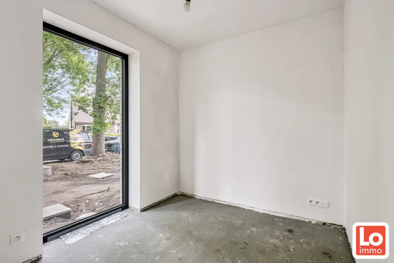 Prachtige nieuwbouwwoning met 3/4 slpks op topligging in een doodlopende straat! foto 9