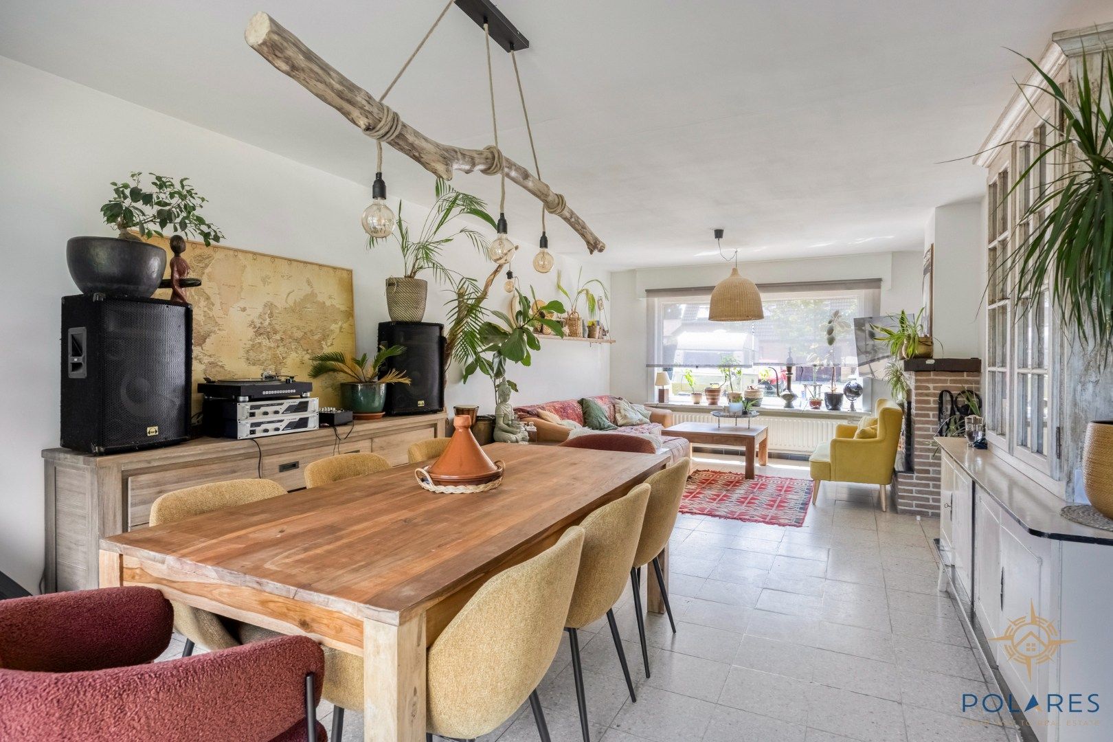 Instapklare rijwoning met garage foto 7