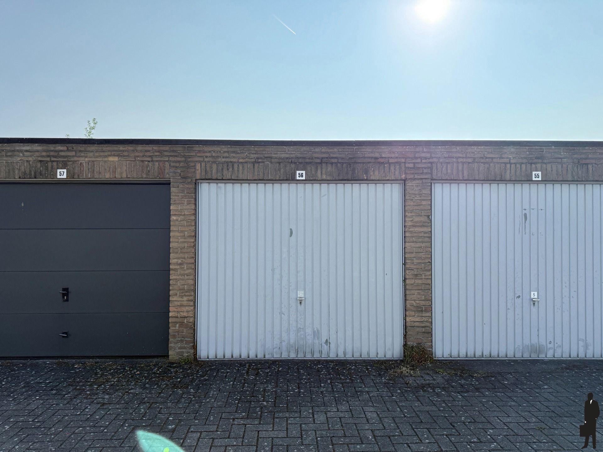 Te koop – Garagebox nr.56 – Klaverenaard 1, Edegem – €30.000 foto {{pictureIndex}}