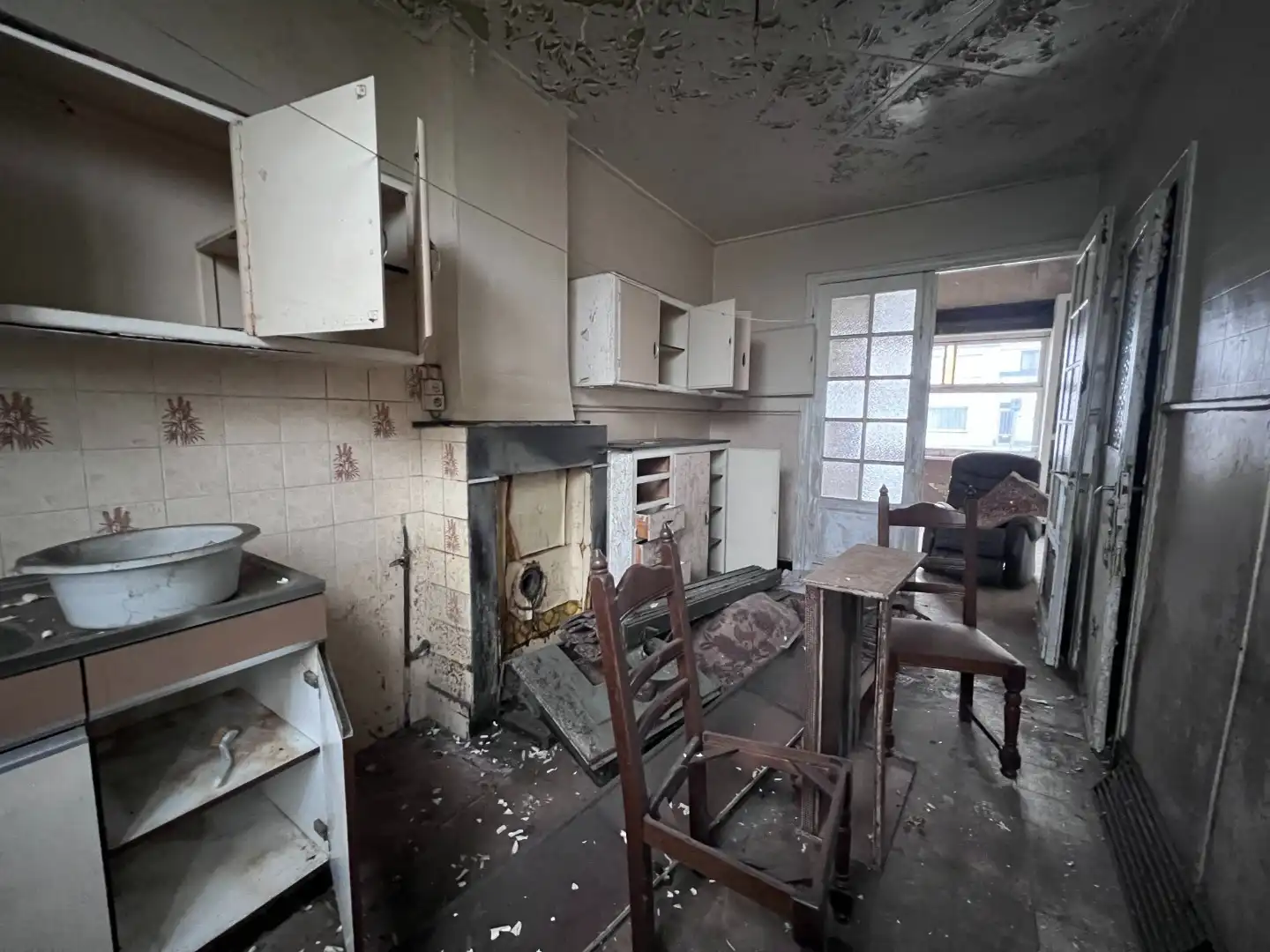 Te renoveren woning met drie slaapkamers te koop in Eeklo foto 7