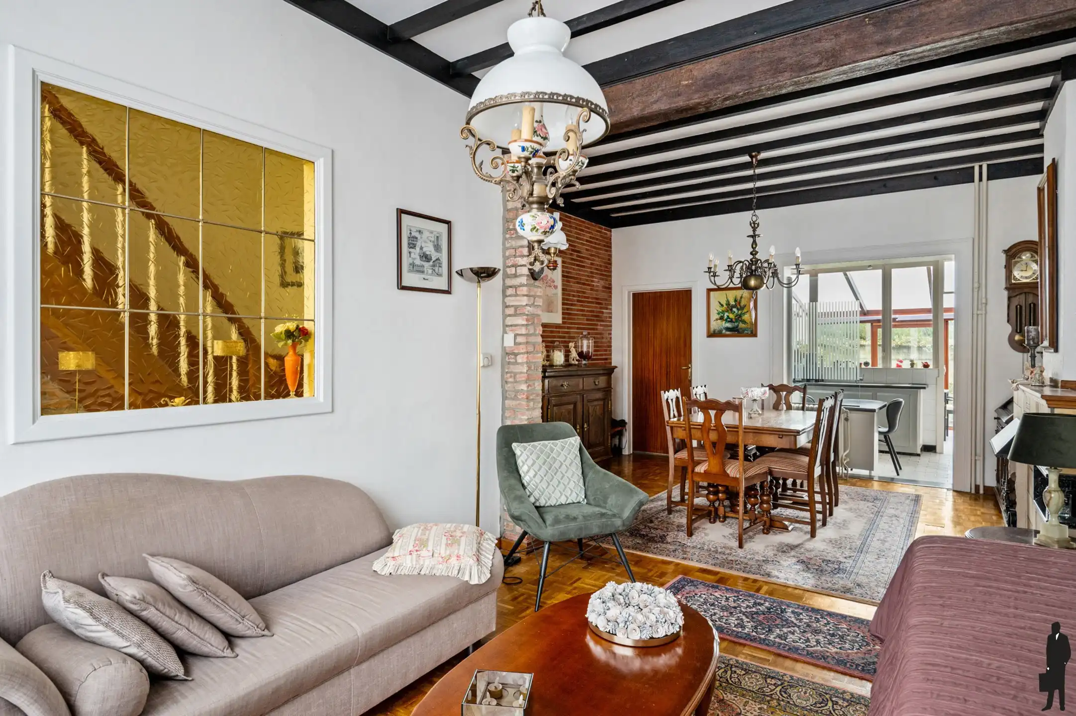 Te renoveren burgerwoning met 3-4 spk en zuidwest tuin  foto 7