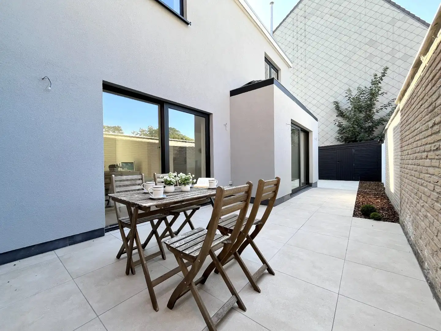 Ruime 3-slpkr woning met tuin & garage foto 14